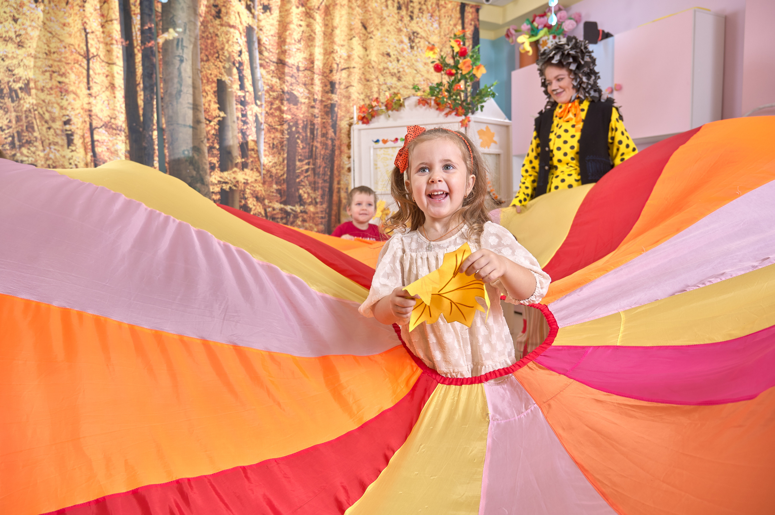 Осенний утренник во «Фролушке». Детский фотограф Тольятти Игорь Кошкин