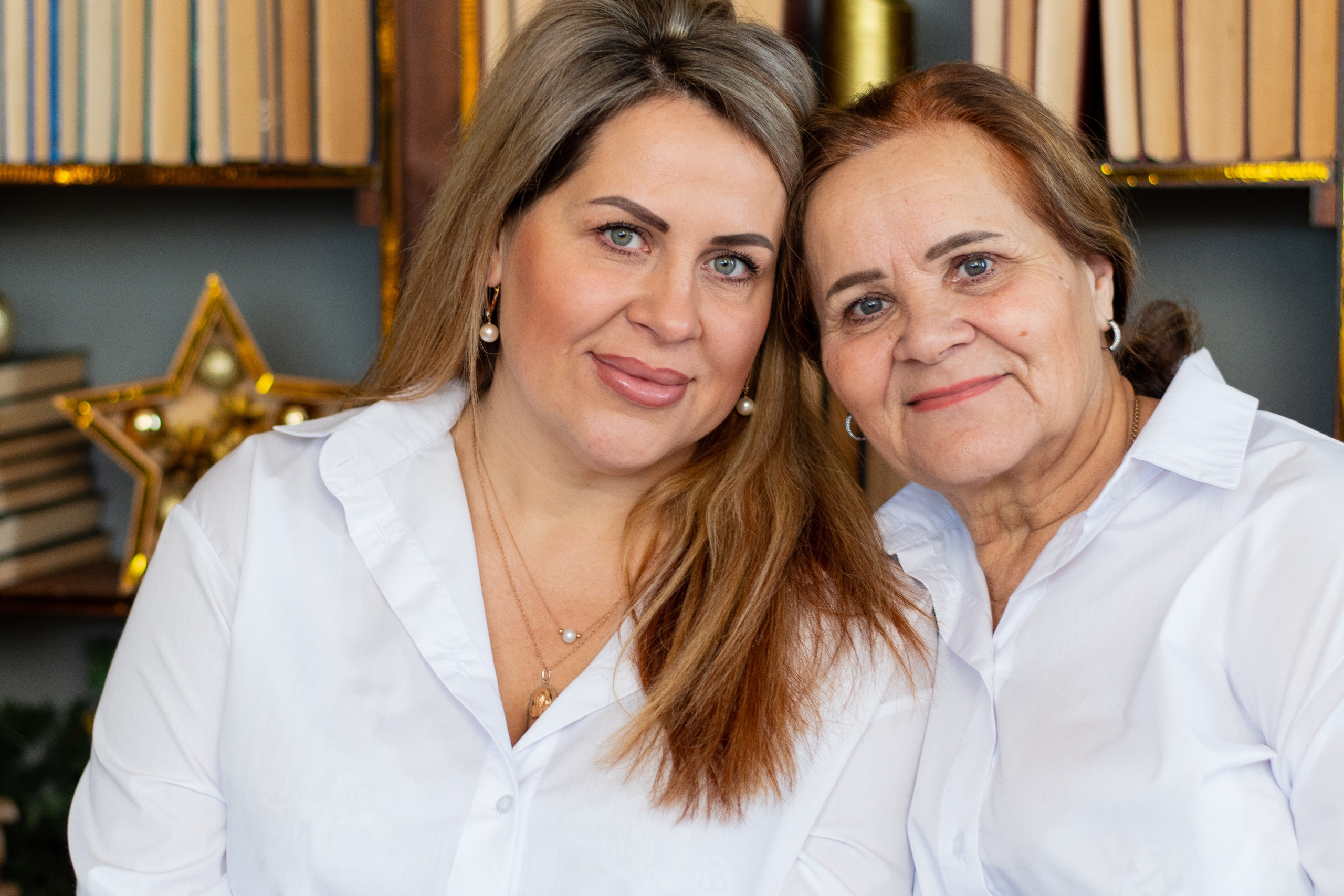 Оксана с семьей. Студийная съемка. Екатерина Бикбаева фотограф, видеограф, медиа-продюсер