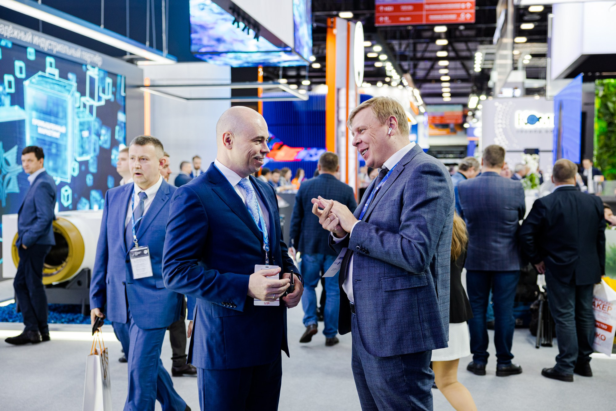 ГАЗ ФОРУМ. Креативный продакшн «Bureau 21»