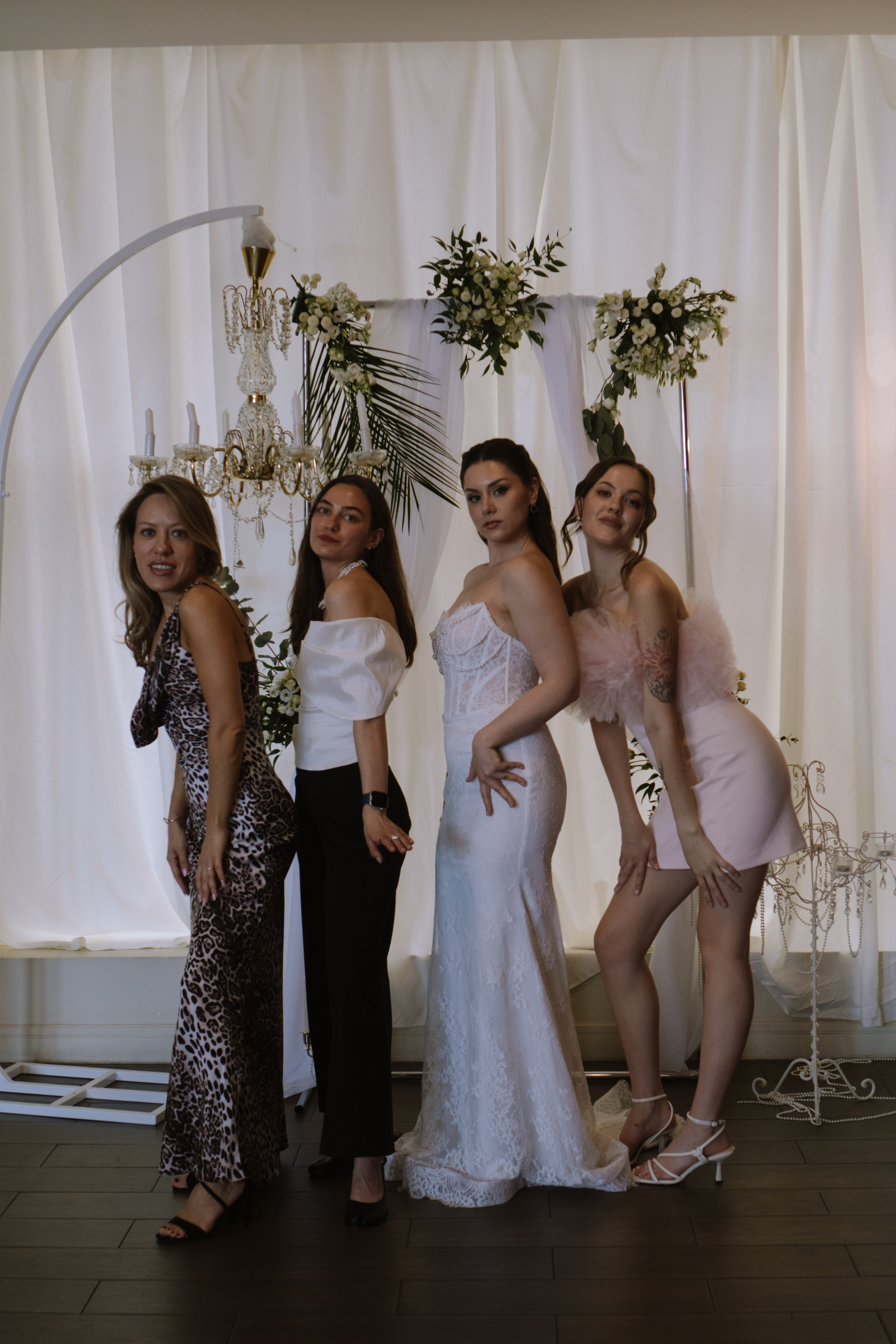 СВАДЕБНЫЙ БАНКЕТ НА ВЛАДИМИРСКОЙ В САНКТ-ПЕТЕРБУРГЕ (КАМЕРНАЯ СВАДЬБА). Профессиональный фотограф, Санкт-Петербург — Виктория Богомолова