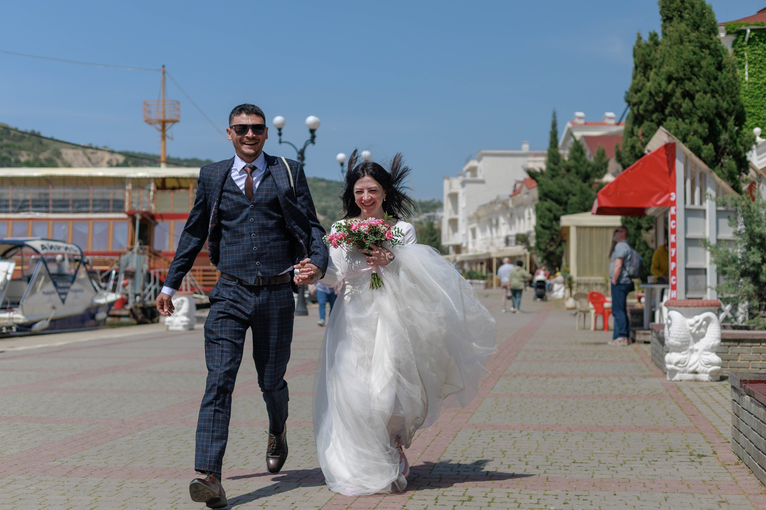 Мерьер и Джемиль фиолент тигровый мыс. Фотограф и видеограф в Крыму и Севастополе