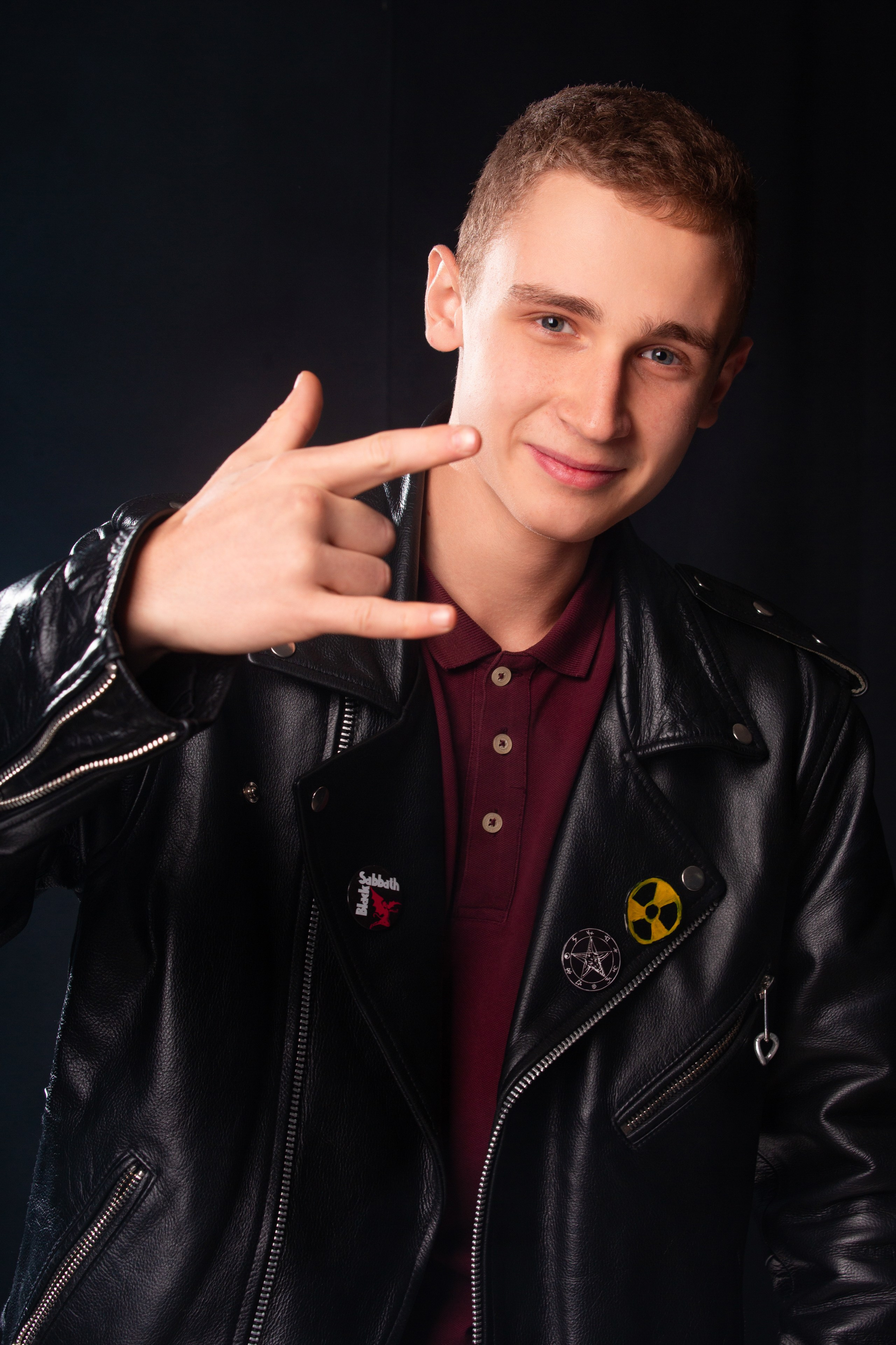 СЪЕМКА ПОРТРЕТОВ НА ЧЕРНОМ ФОНЕ + ДЫМ. ТВОЙ АЛЬБОМ / ТВОИ ПРАВИЛА