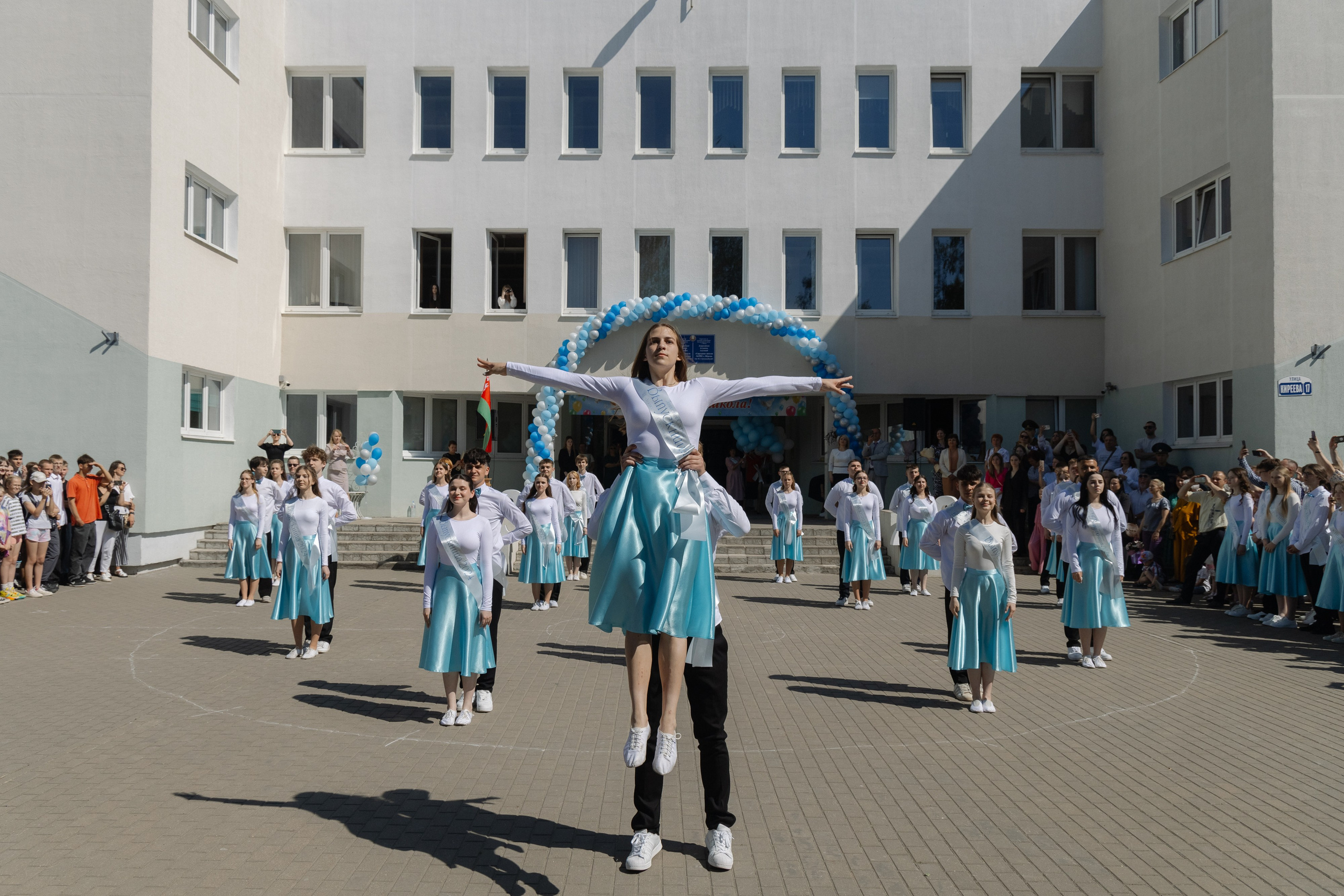 Последний звонок 2024. Свадебный фотограф в Минске/Беларуси Сергей Спиридонов