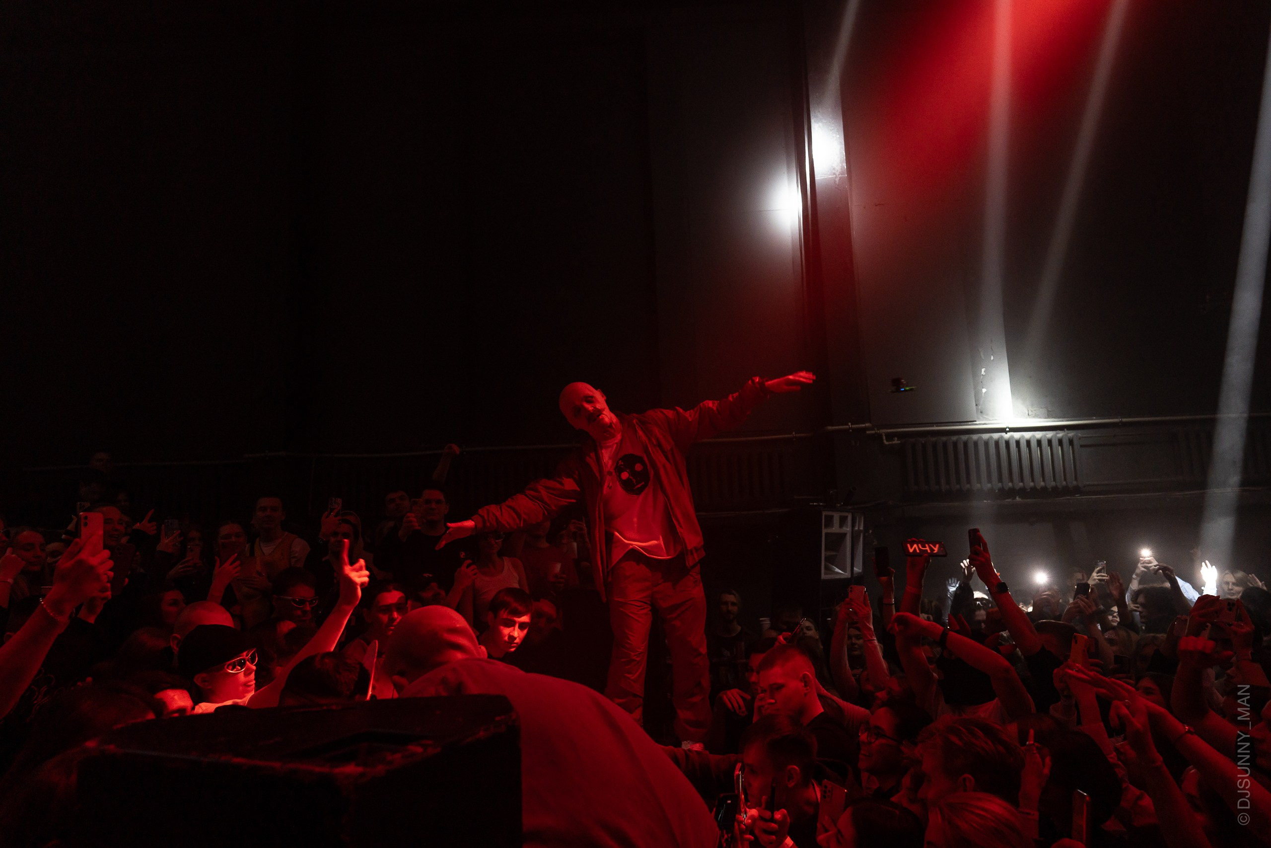 Metro Gorkovskaya ЦЕХ. Sunnyman