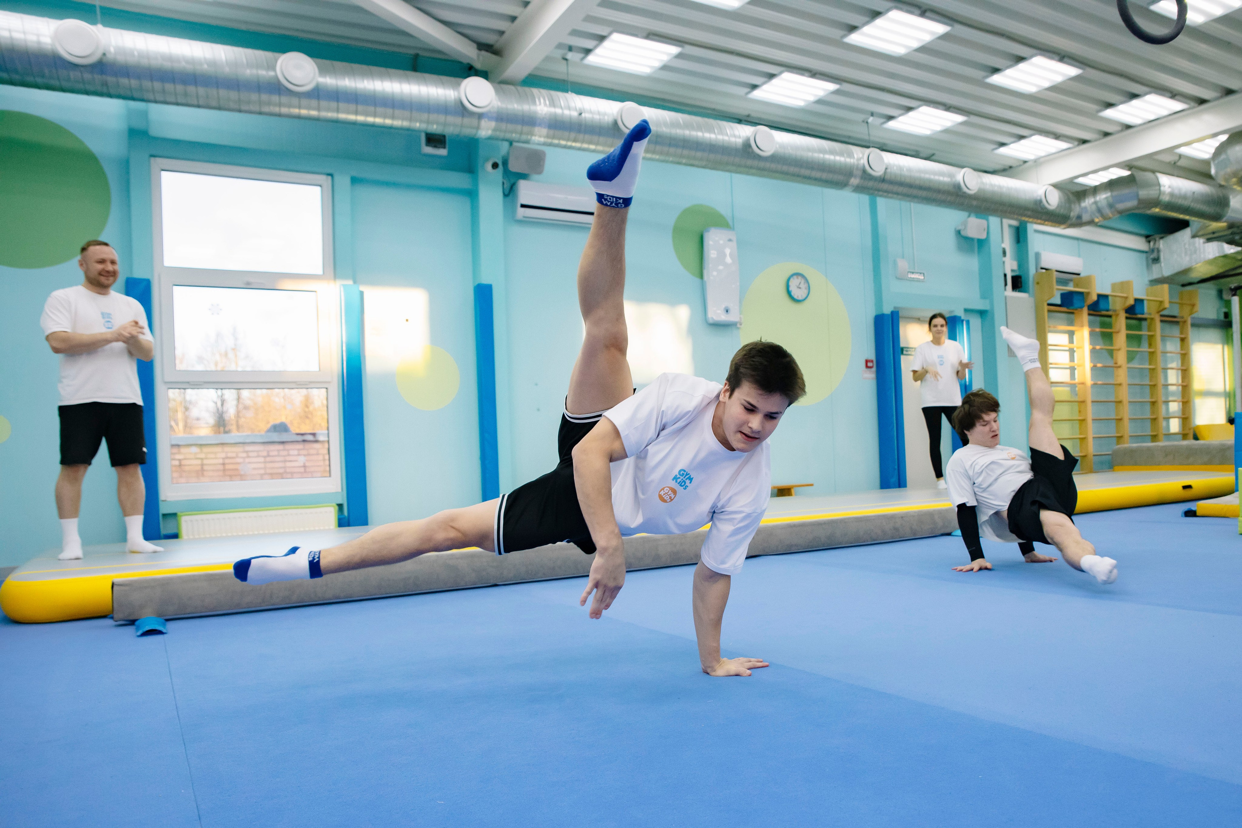 Соревнования по гимнастике в Gymkids Звенигород. Профессиональный фотограф в Москве | Заказать фотосессию и съемку
