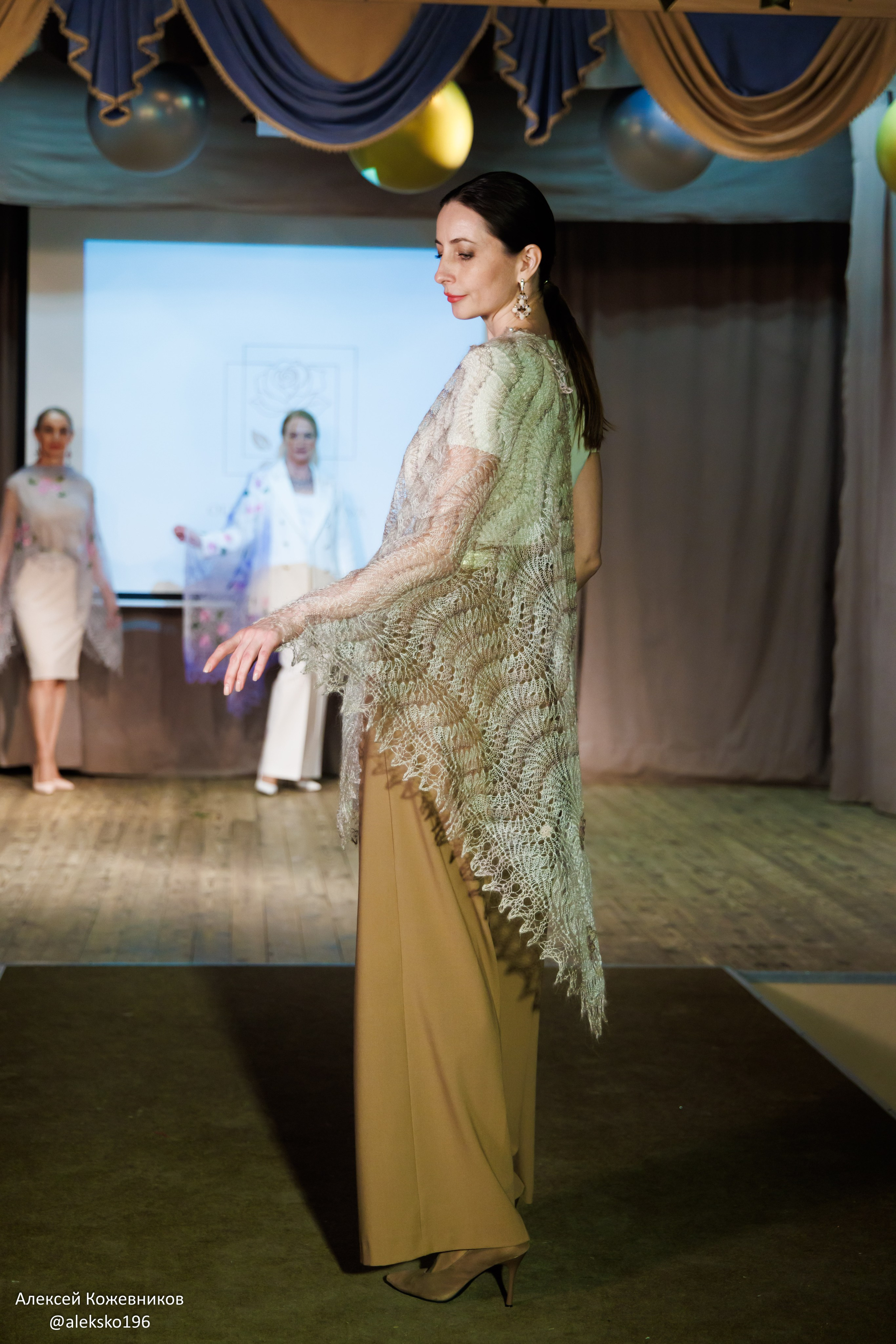 Фестиваль моды «Многогранный блеск под любым углом», 2025. Коллекционер и искусствовед Олеся Ястребова