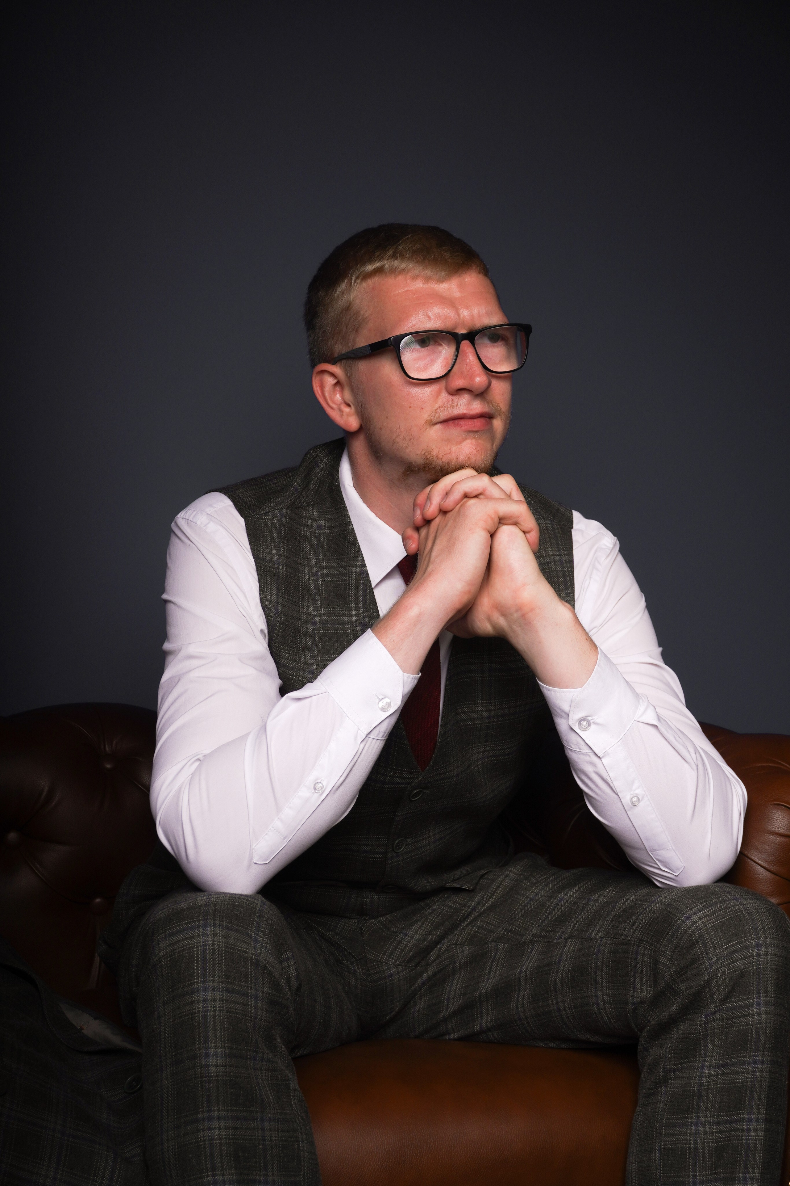 Деловой портрет. Кузнецова Мария — профессиональный фотограф в Санкт-Петербурге | Предметная фотосъёмка, модельные тесты, актёрское портфолио, концерты