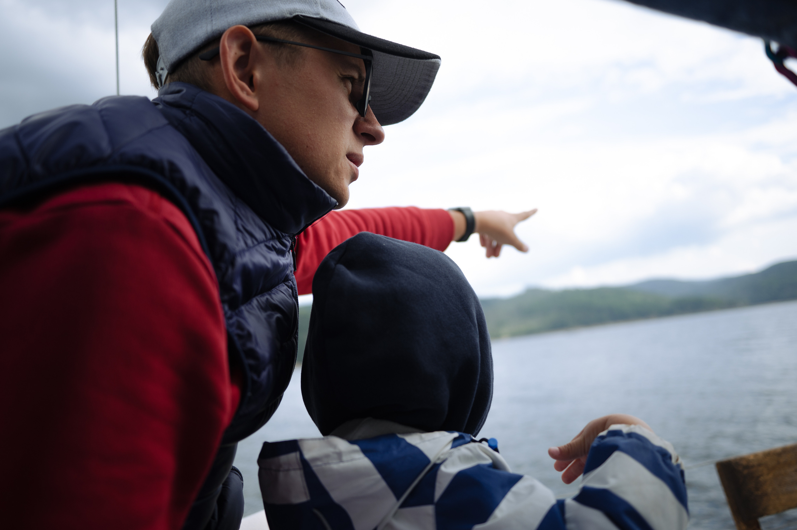 Никита и родители, Красноярское море. Фотограф Красноярск Екатерина Карпеза