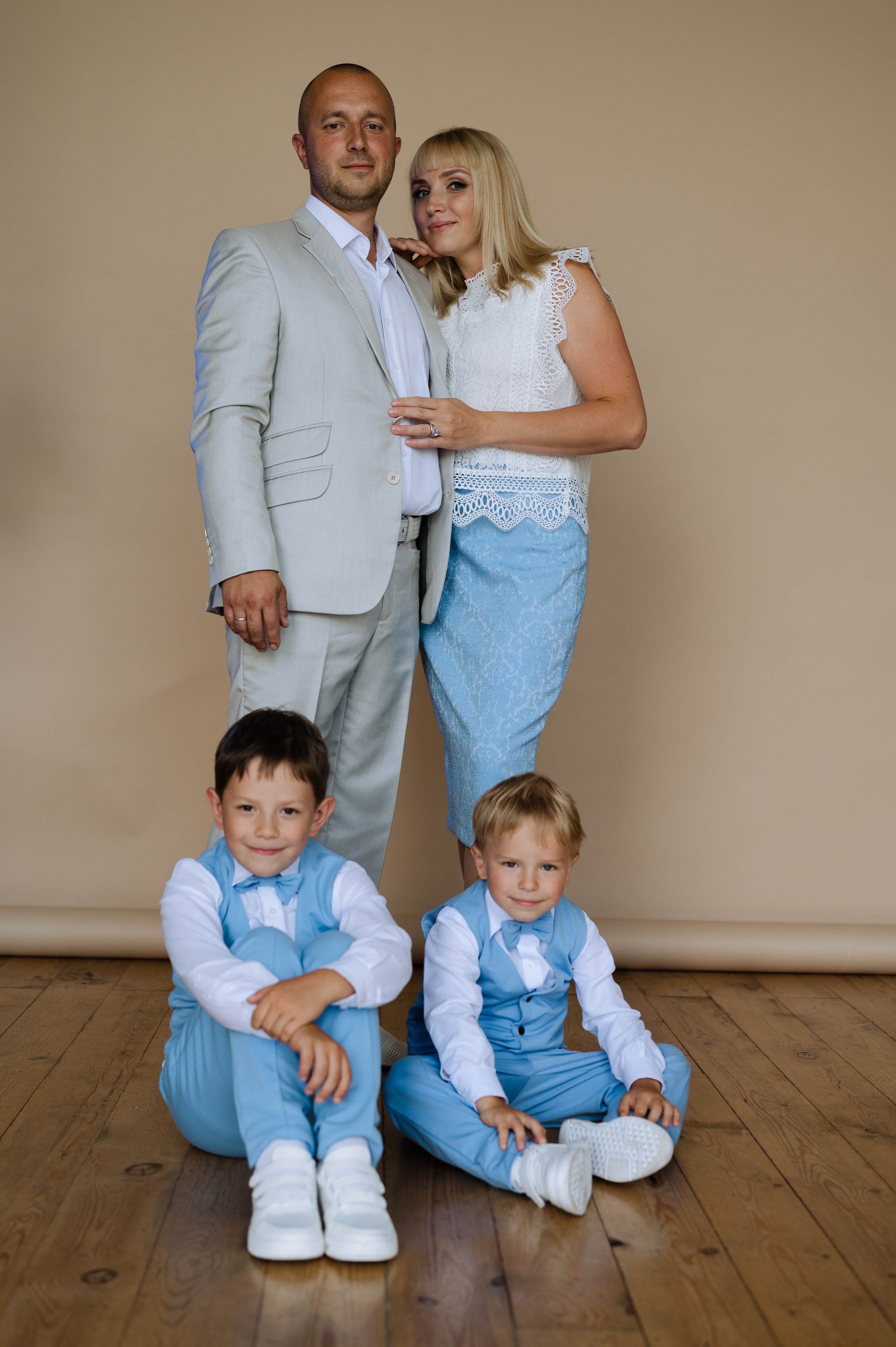 Дружинины, фотостудия BRONX. Фотограф Красноярск Екатерина Карпеза