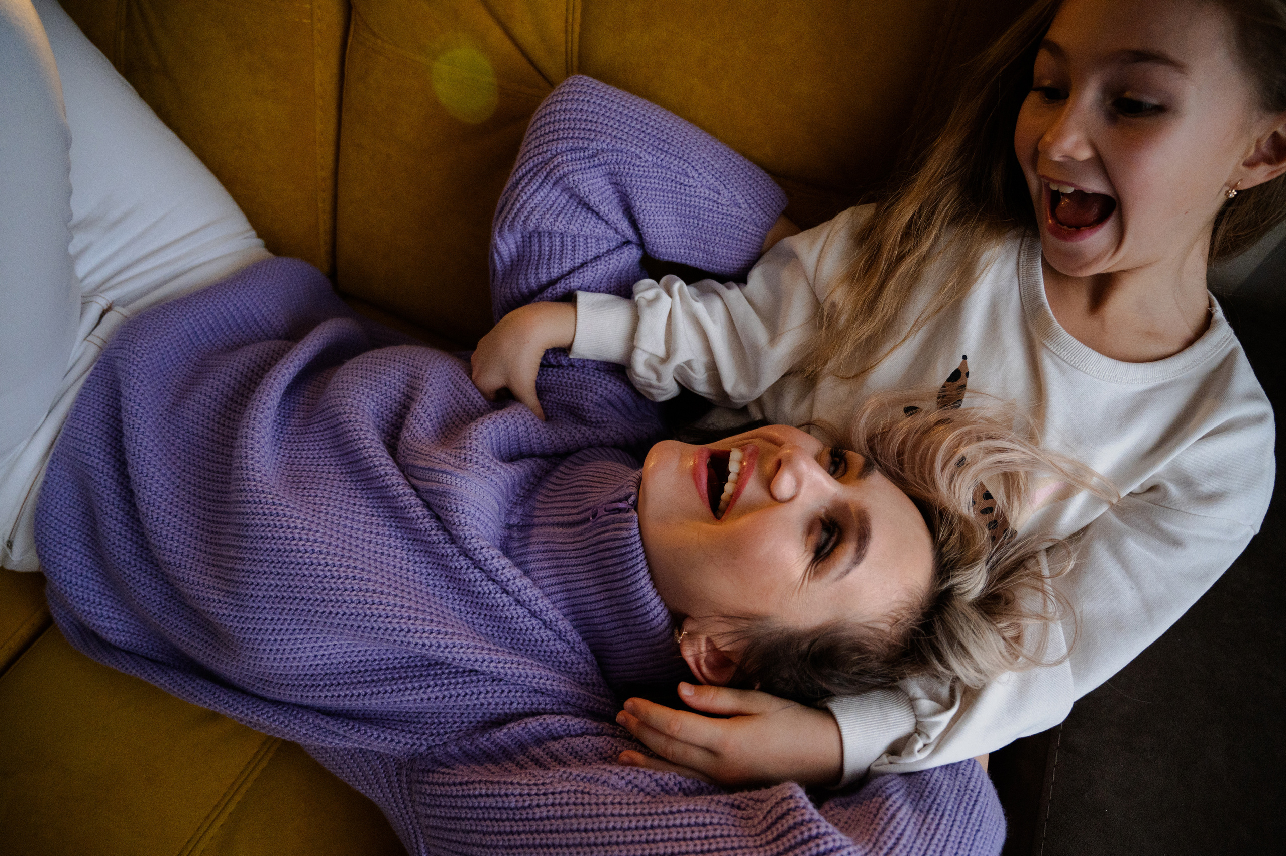 Таня и Варя, домашняя. Фотограф Красноярск Екатерина Карпеза