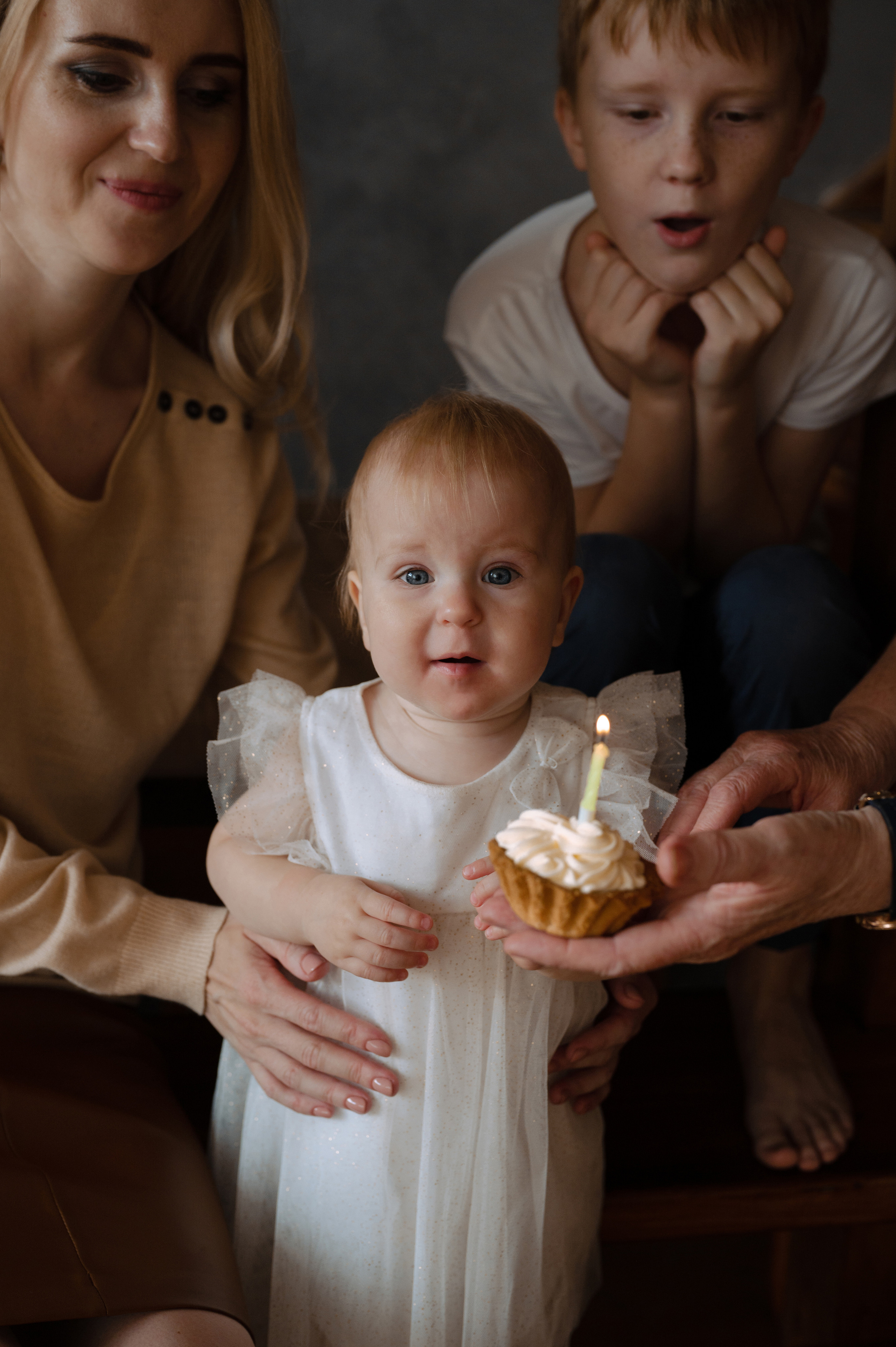 Светлана и детки, фотостудия MOON. Фотограф Красноярск Екатерина Карпеза