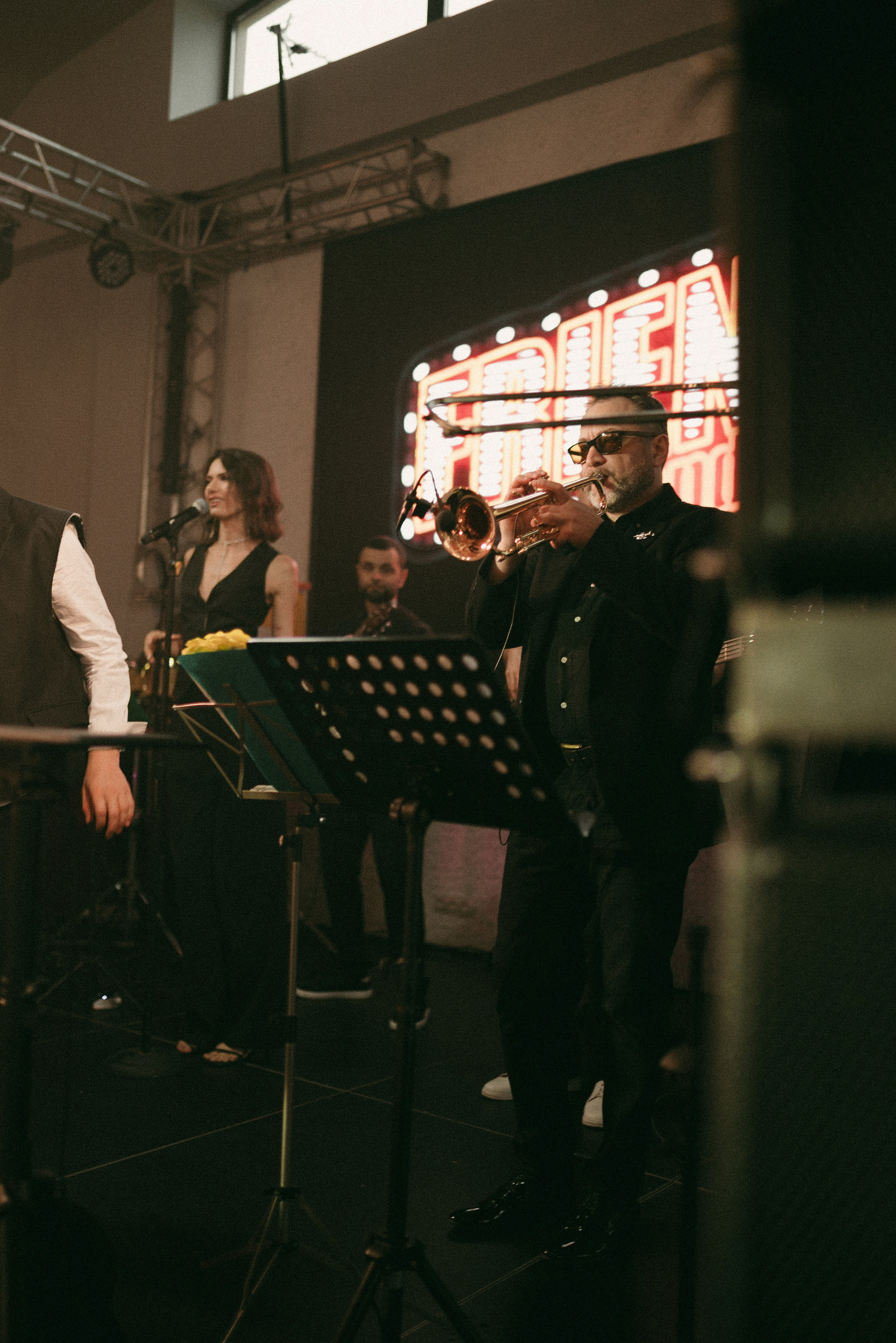 Кавер группа «Friends» soundcheck| ресторан «ШатоПино». Фотограф Санкт-Петербург, Новороссийск