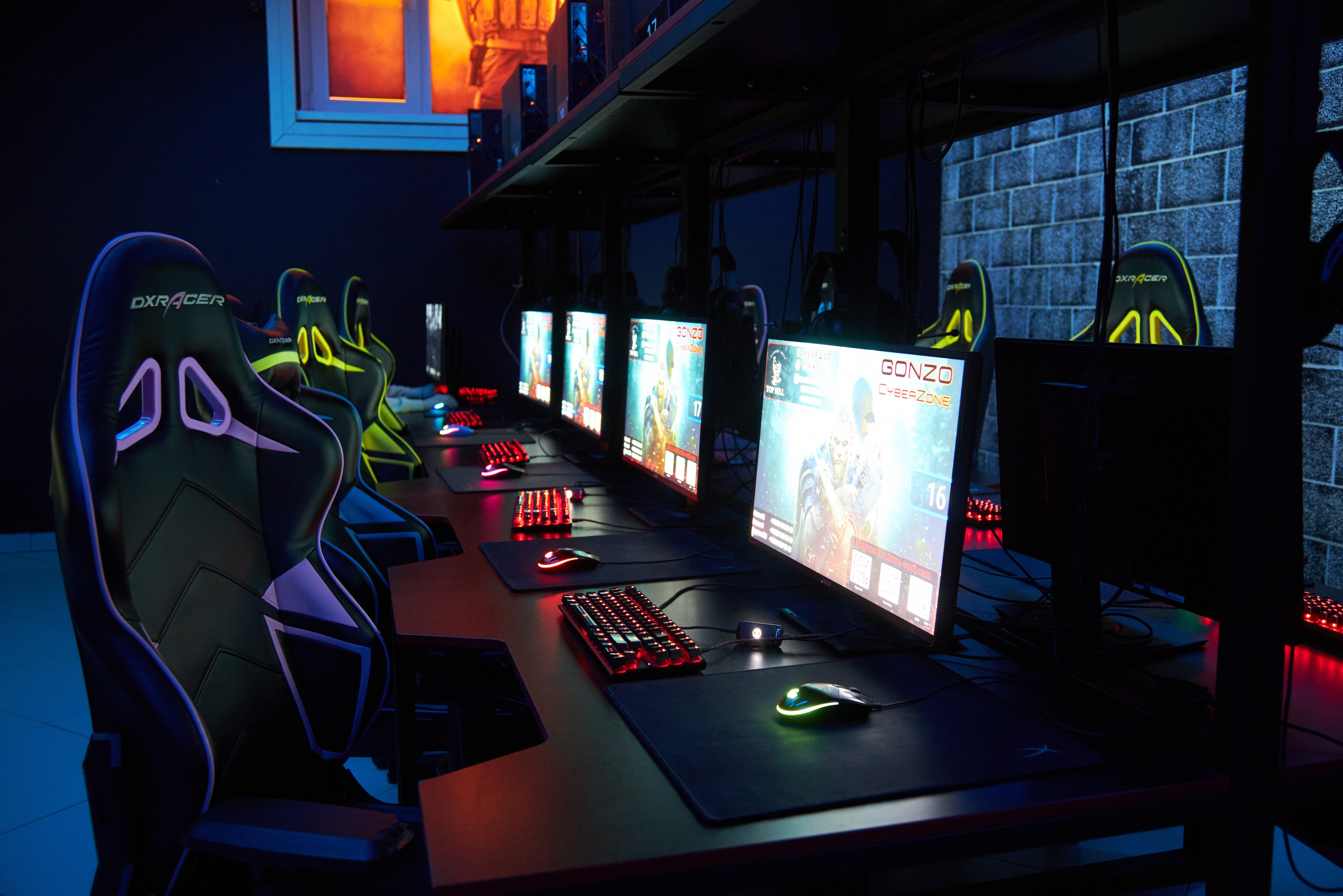 Киберклуб «Gonzo». Фотограф Сергей Феденко