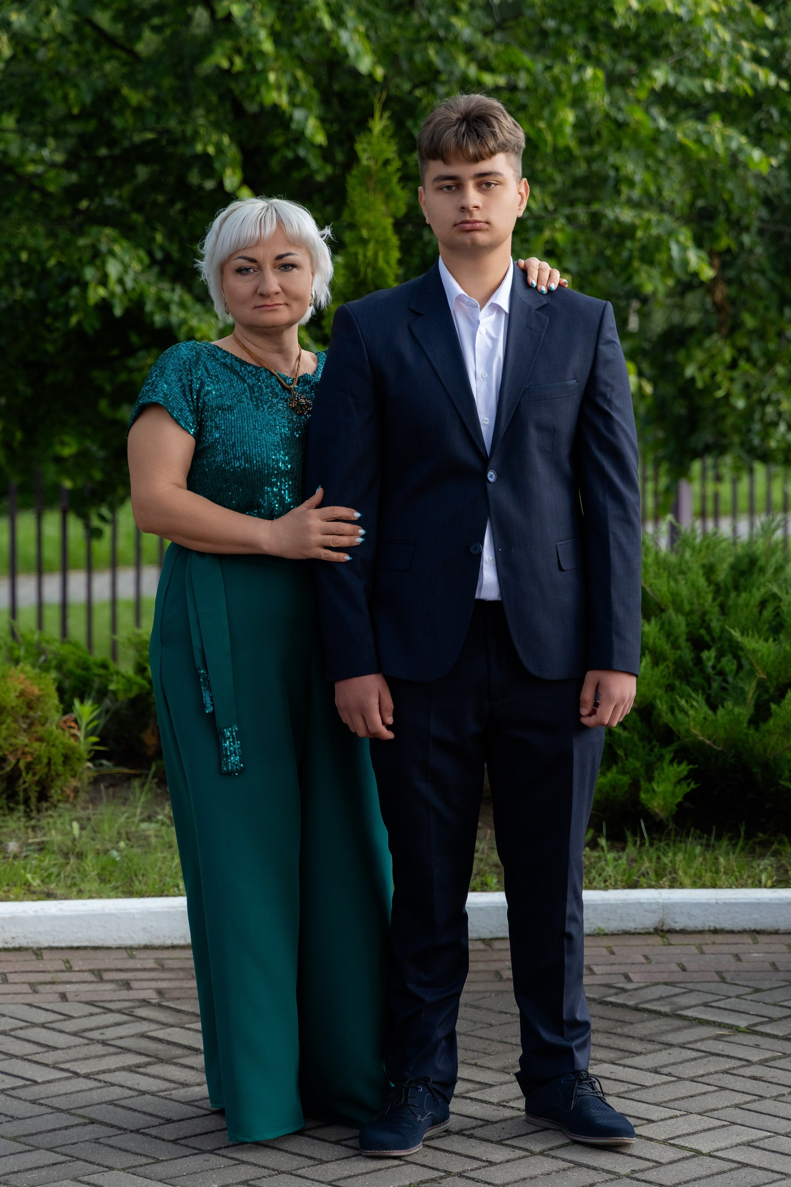 Школьный выпускной 2025 год в Минске, Беларуси. Свадебный фотограф в Минске/Беларуси Сергей Спиридонов