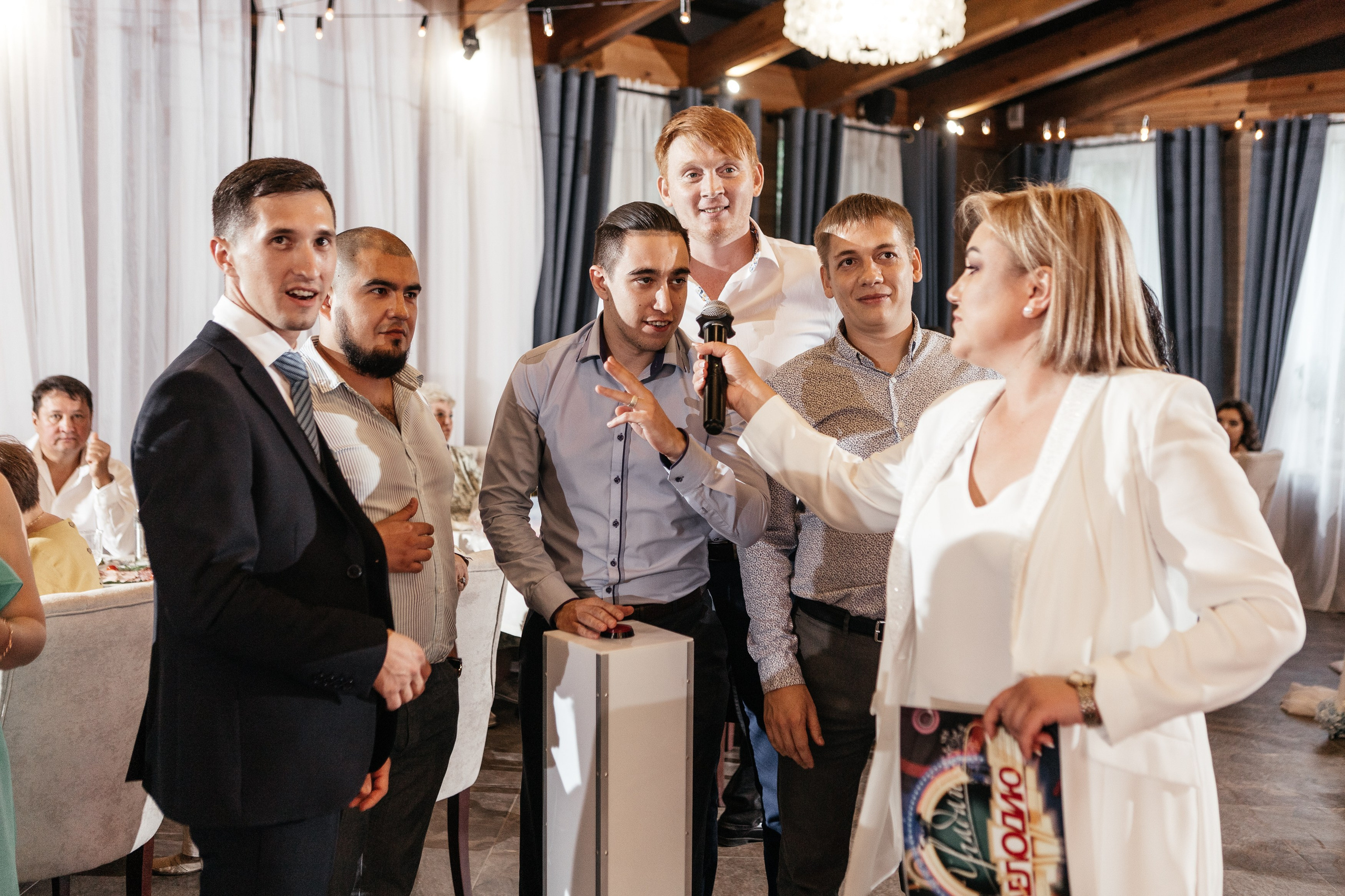 Свадебный фотограф Уфа — Руслан ГабдлисламовЖивые эмоции, красивые кадры, воспоминания на всю жизнь.Работаю по всей Республике Башкортоста. Свадебный фотограф Уфа Руслан Габдлисламов