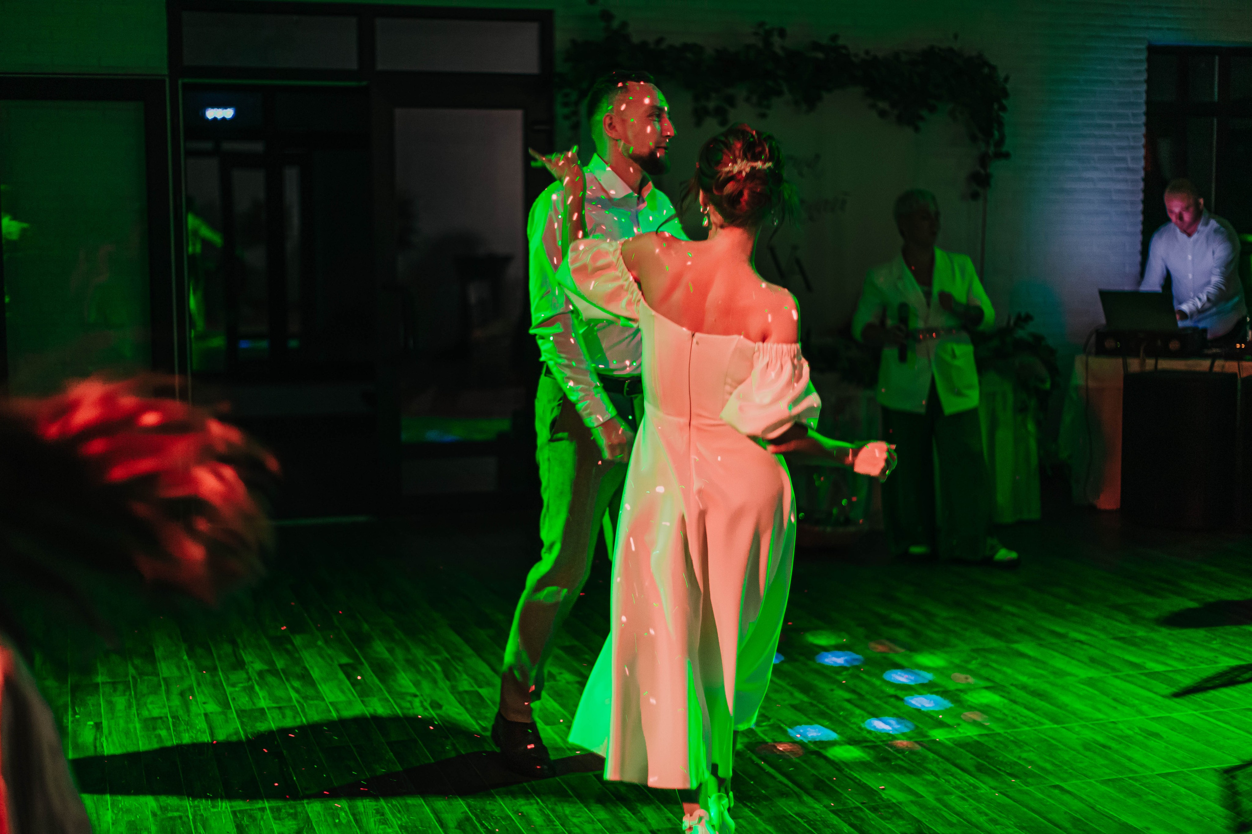 Вячеслав и Анастасия (пакет «Весь день»). Фотограф Дарья Маташкова