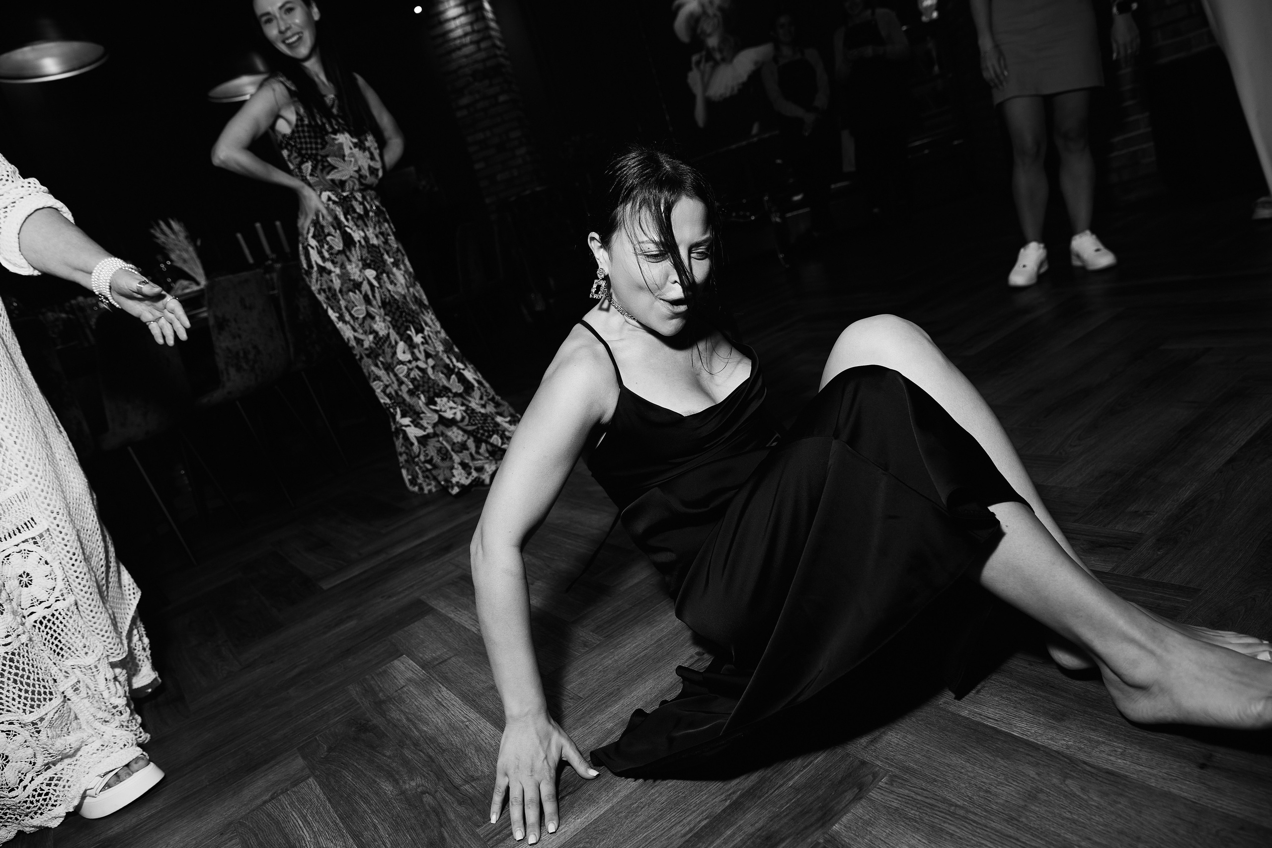 HOLIDAY IN AVRORA ROOM 10.08. Свадебный репортажный фотограф краснодар максим дремов дрёмов фотосессия студия цена