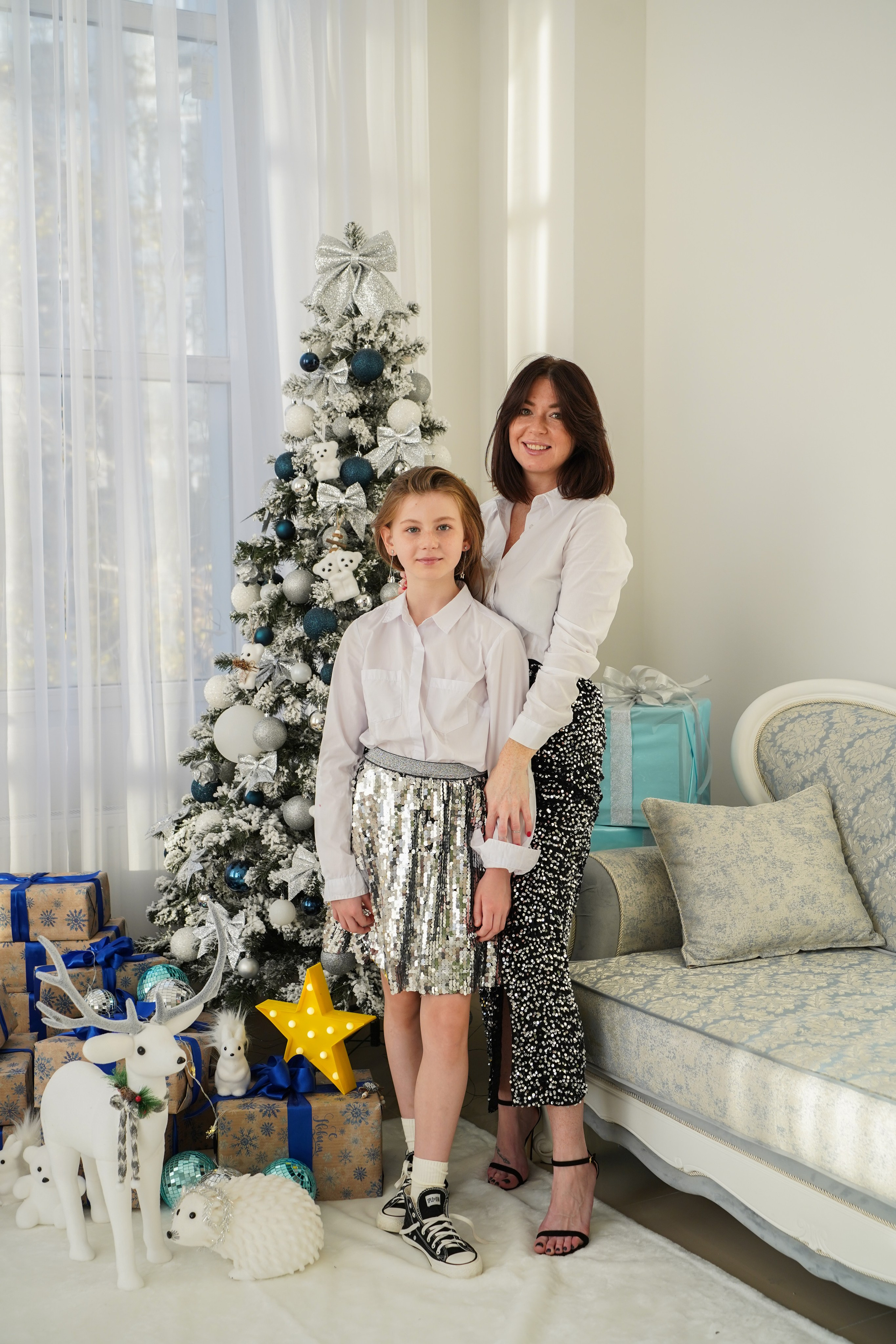 Мама с дочкой Новогодняя shevapro.studio. Фотограф Москва, визуальный менеджер Дарья Шевченко