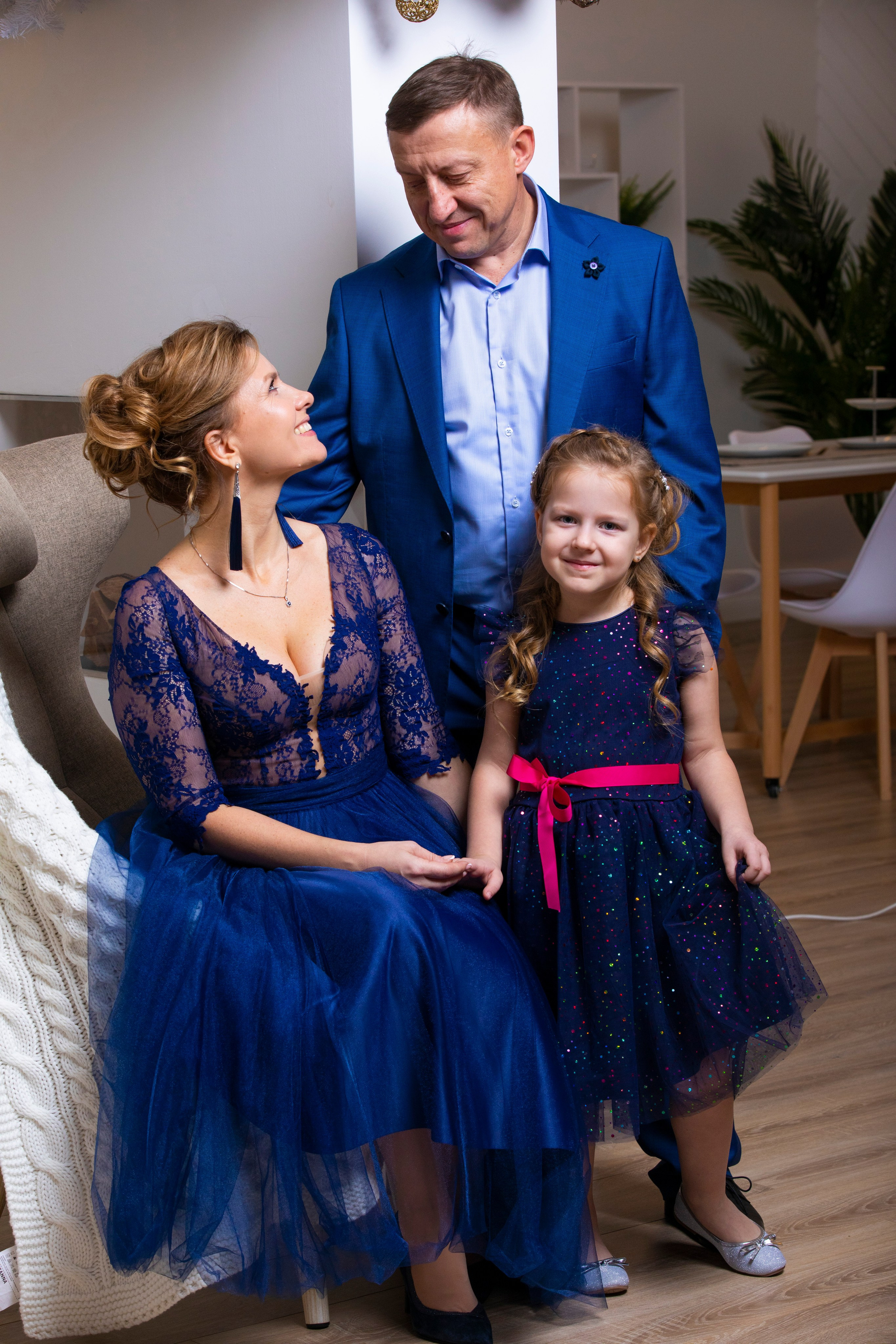 Семейные Съёмки в студии. ФОТОХУДОЖНИК