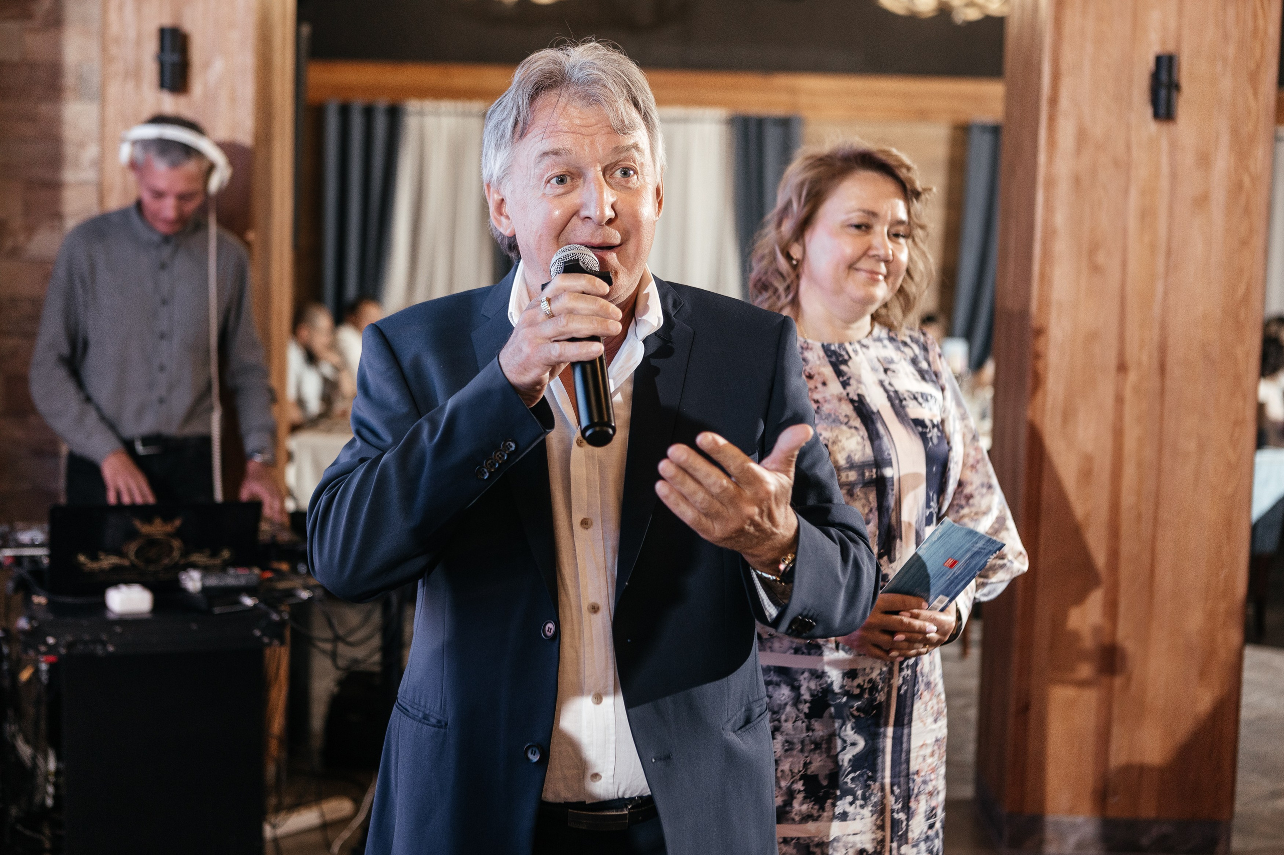 Свадебный фотограф Уфа — Руслан ГабдлисламовЖивые эмоции, красивые кадры, воспоминания на всю жизнь.Работаю по всей Республике Башкортоста. Свадебный фотограф Уфа Руслан Габдлисламов