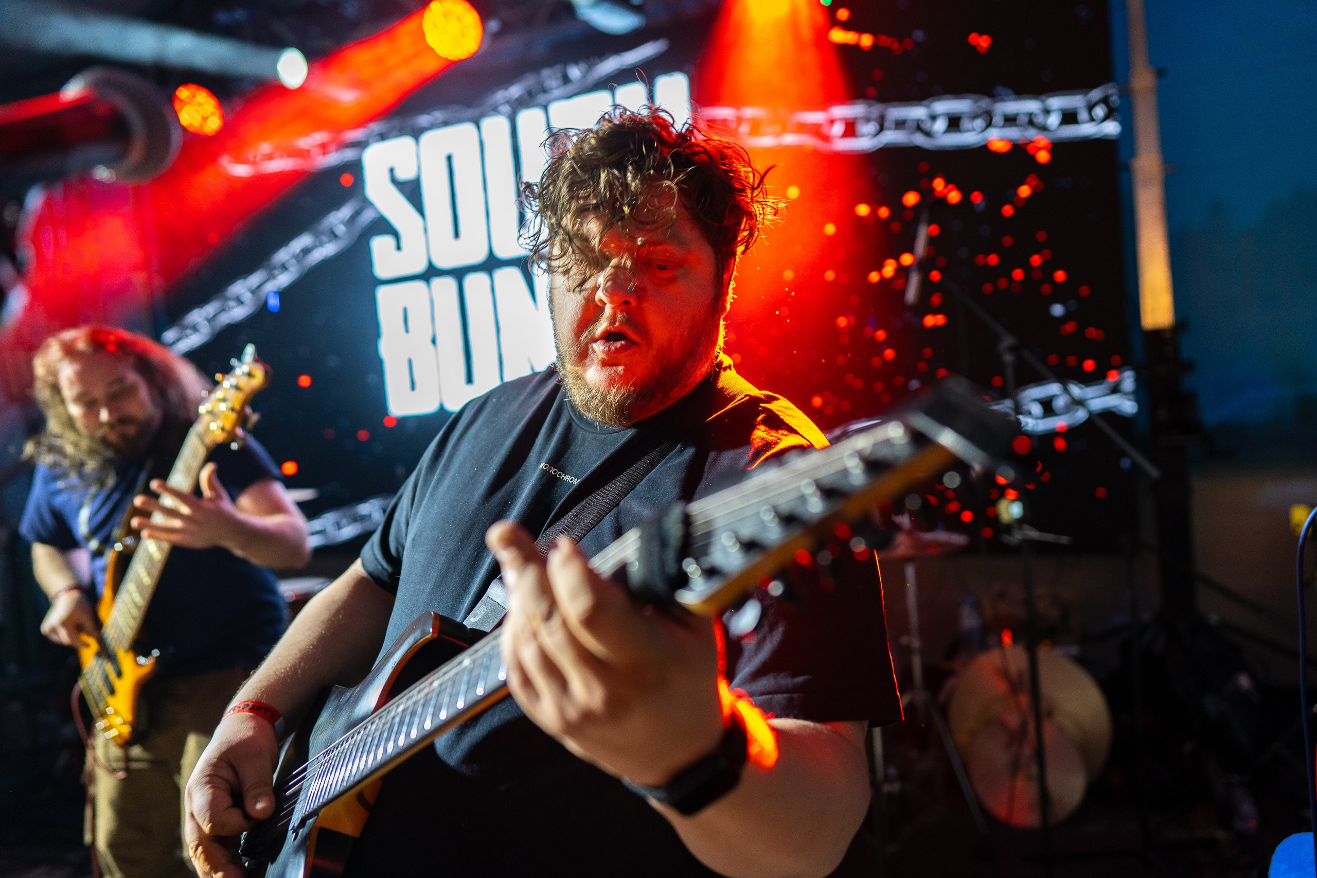 Фотоотчет с главного панк-рок фестиваля страны Anti-Party 2025. Фотограф Николай Прокофьев модельные тесты в Москве