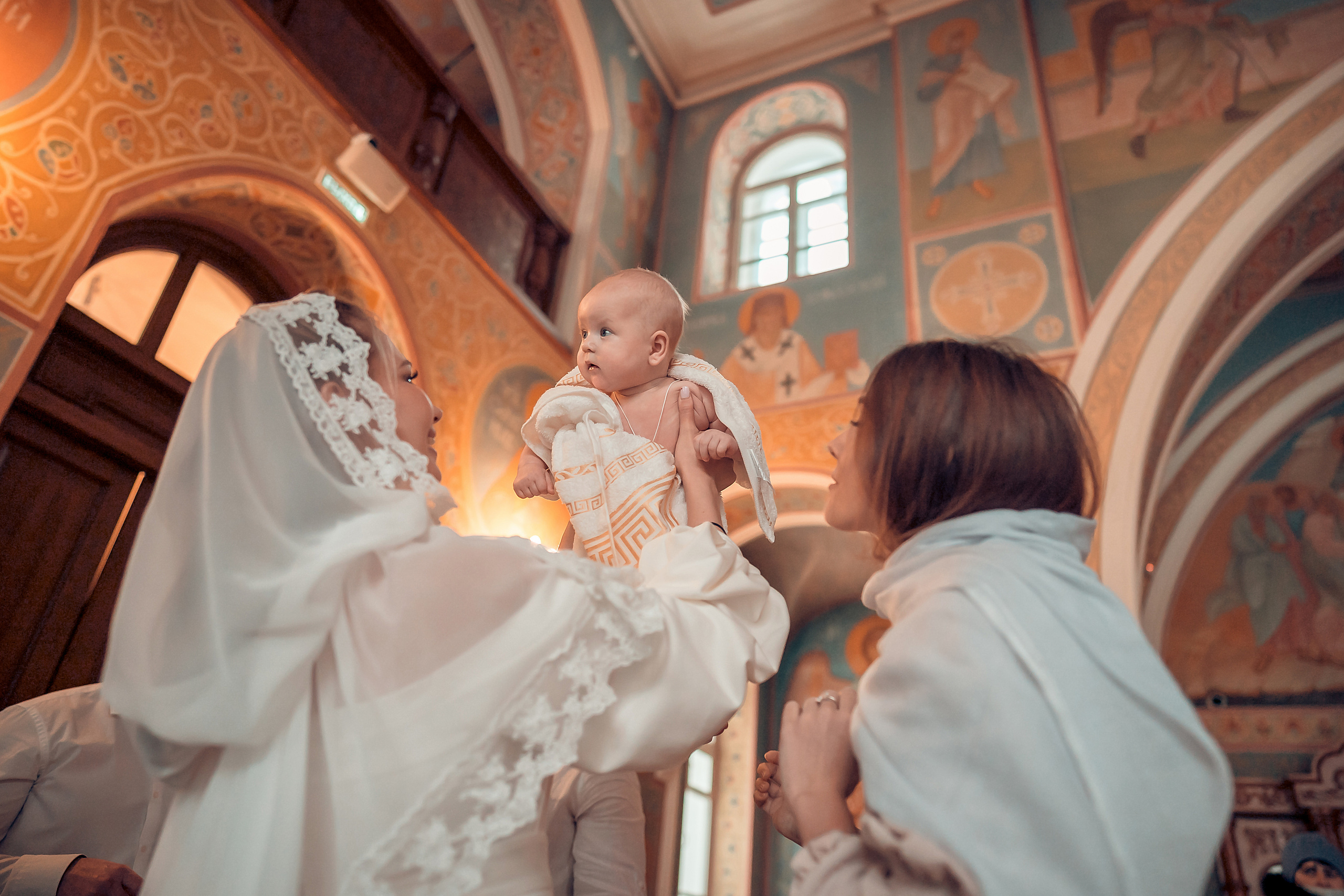 Крещение Марии. Фотограф на Крещение и Венчание в Красноярске Рамазанова Юлия