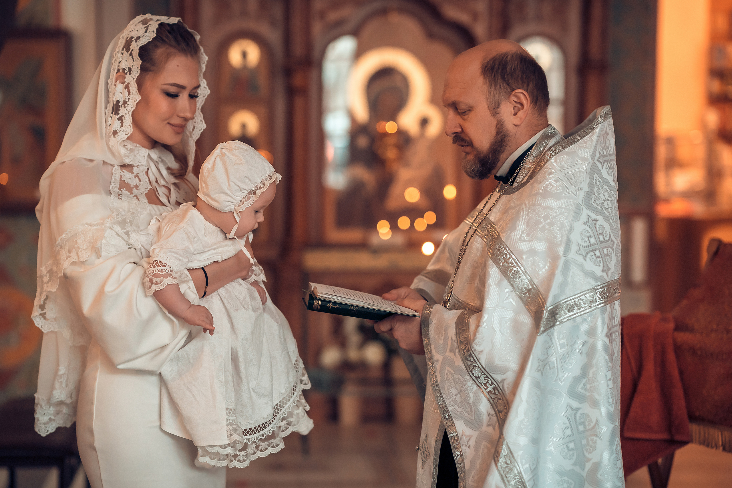 Крещение Марии. Фотограф на Крещение и Венчание в Красноярске Рамазанова Юлия