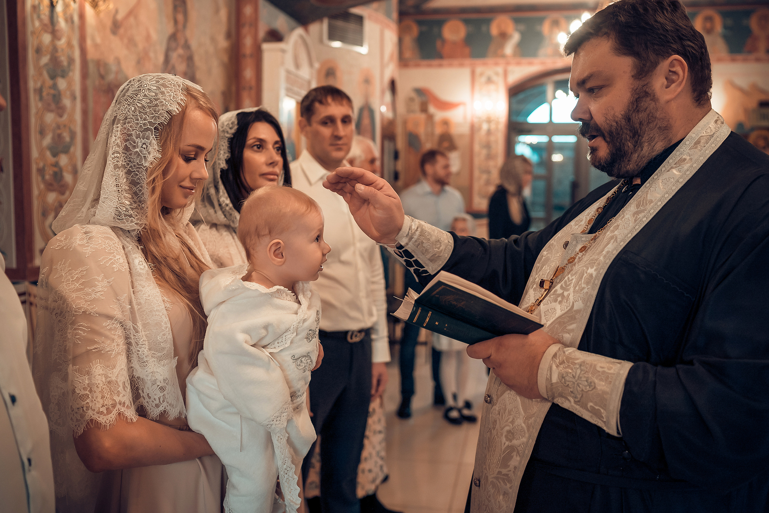 Таинство Крещения Данила. Фотограф на Крещение и Венчание в Красноярске Рамазанова Юлия