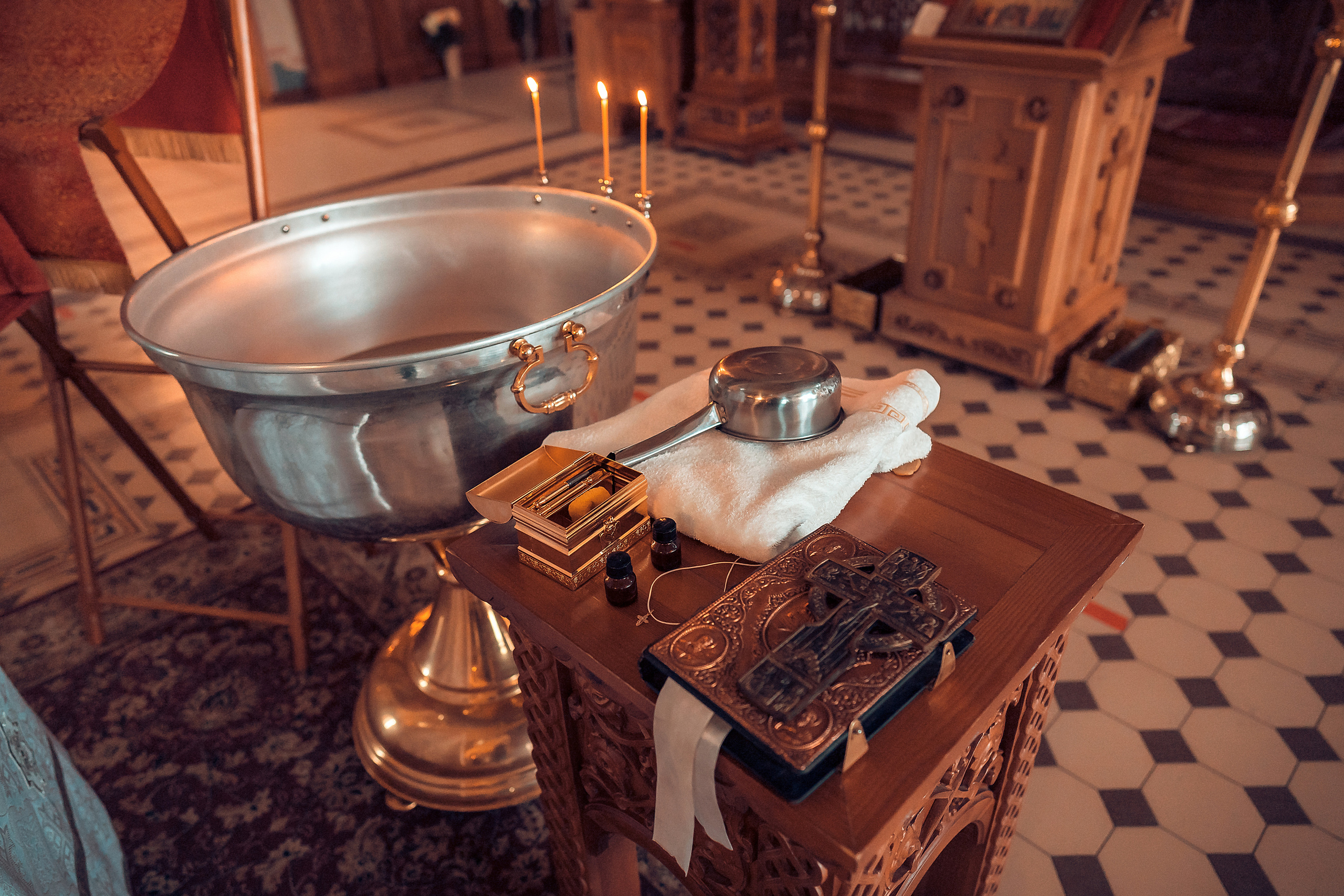 Крещение Марии. Фотограф на Крещение и Венчание в Красноярске Рамазанова Юлия