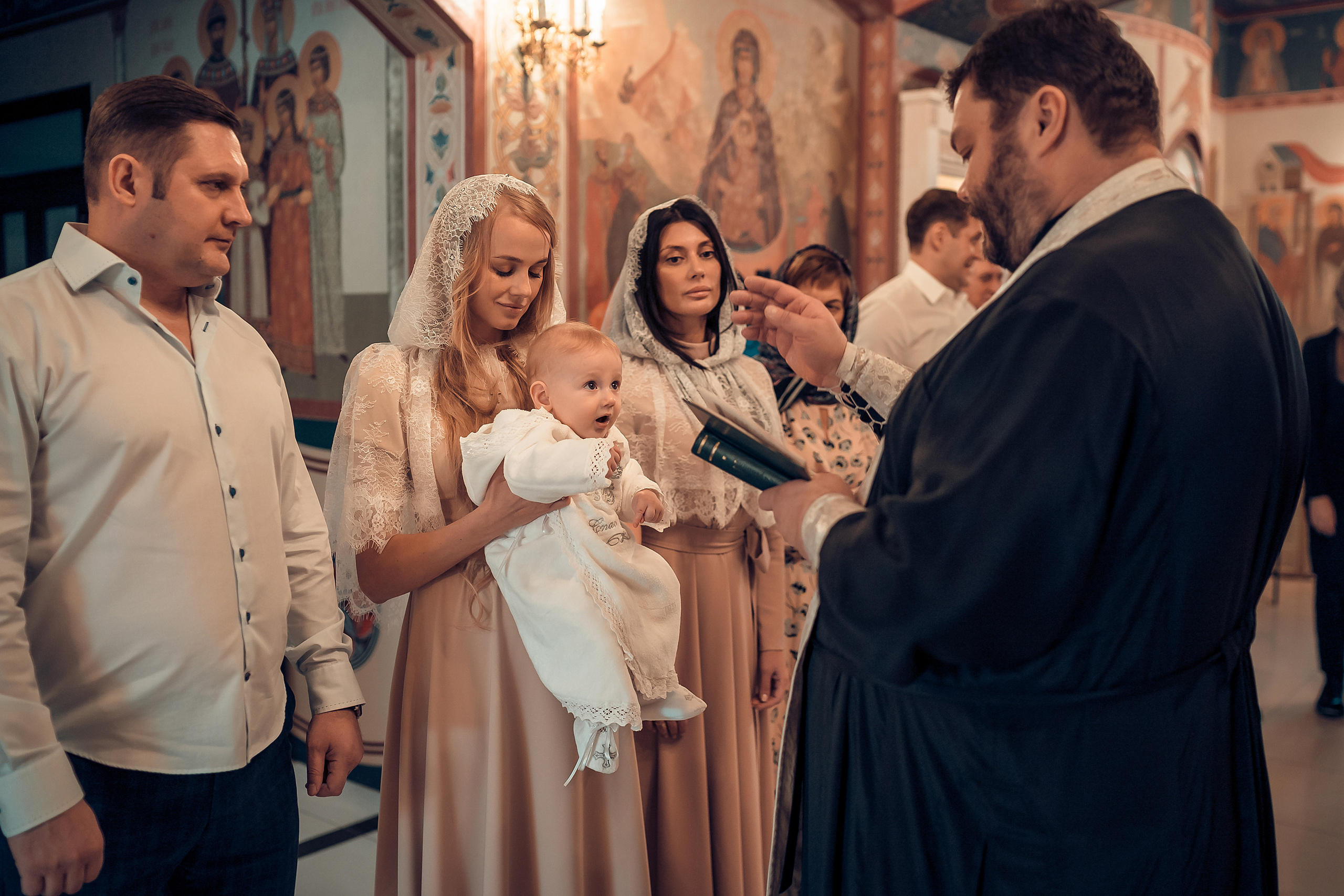 Таинство Крещения Данила. Фотограф на Крещение и Венчание в Красноярске Рамазанова Юлия