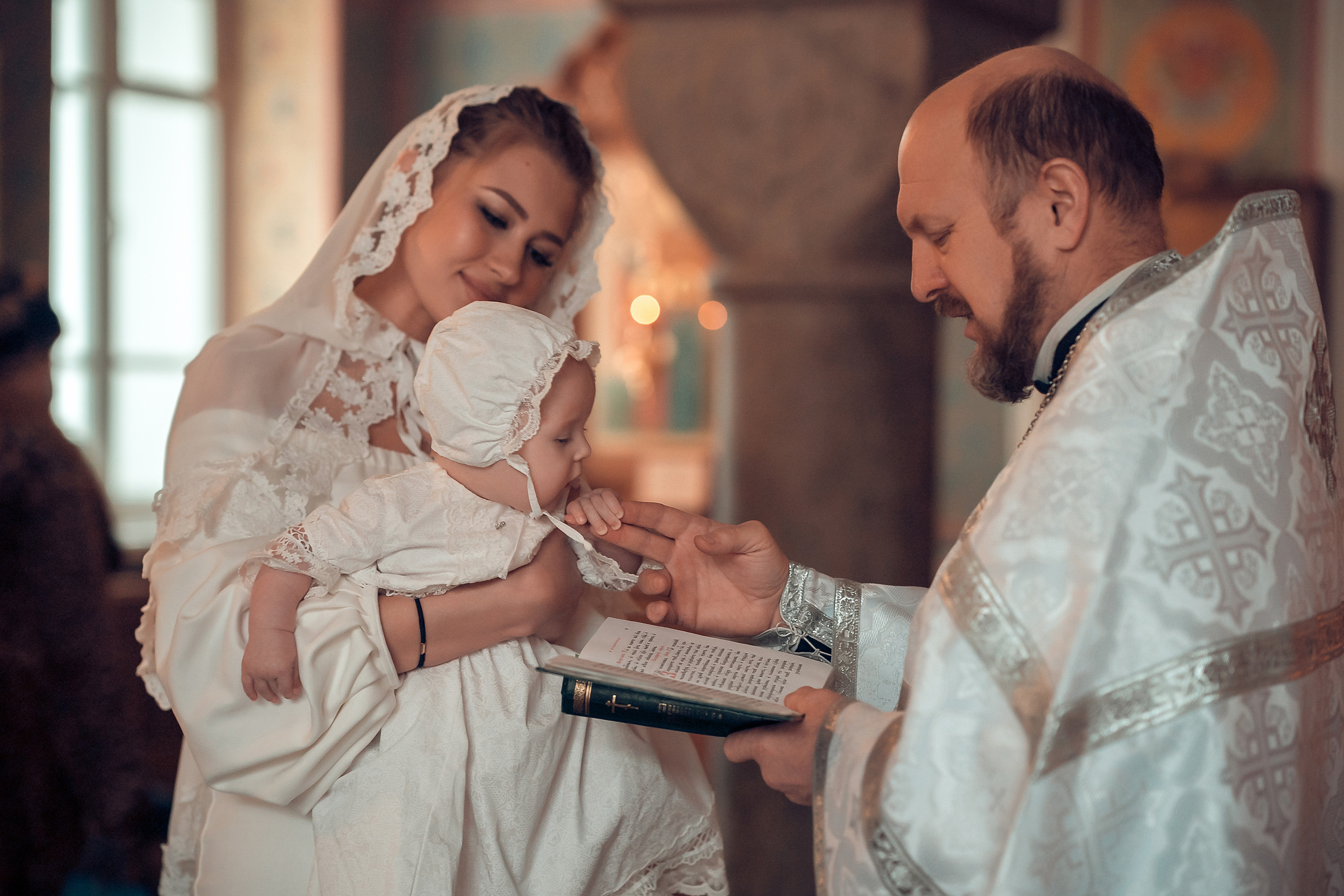 Крещение Марии. Фотограф на Крещение и Венчание в Красноярске Рамазанова Юлия