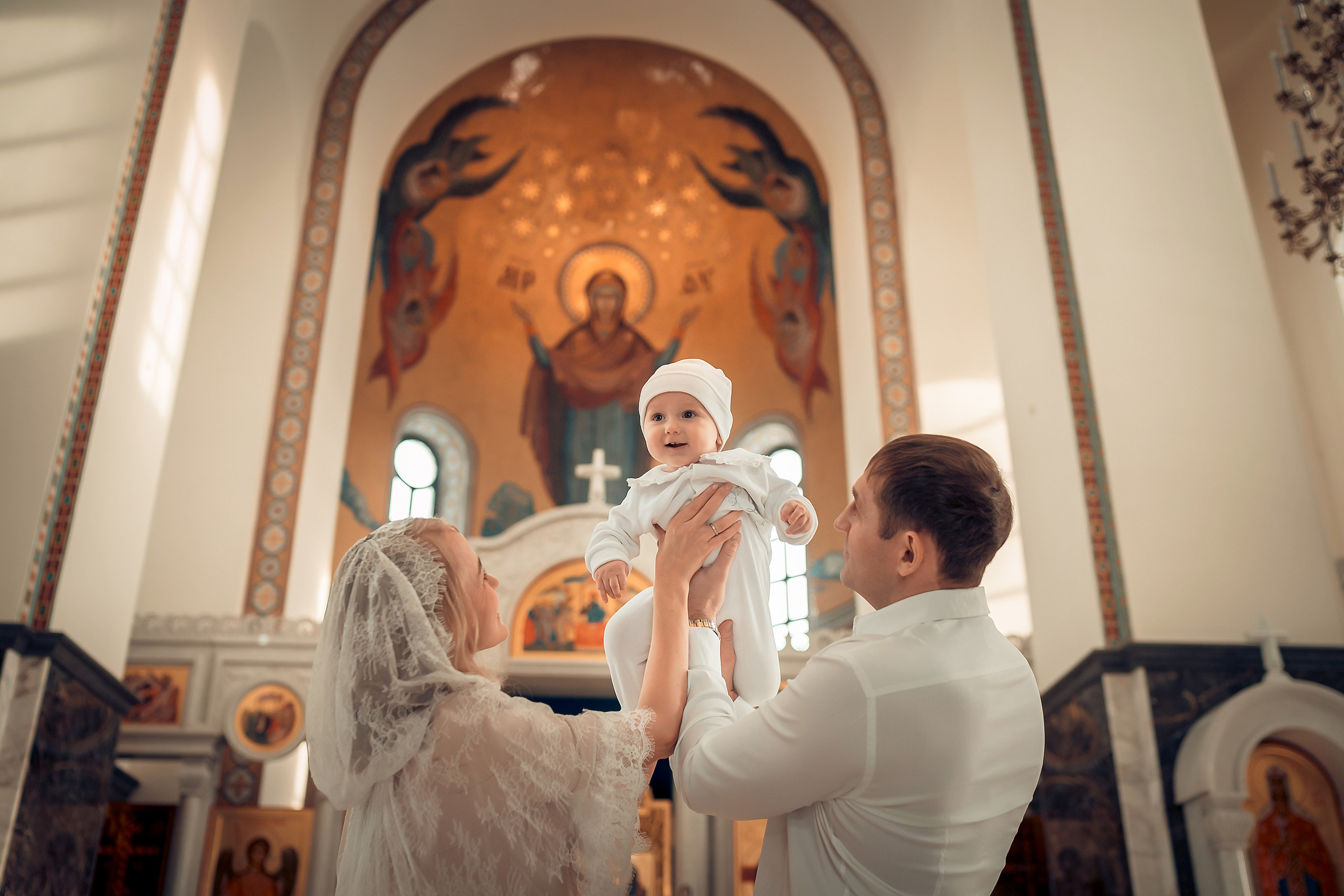 Таинство Крещения Данила. Фотограф на Крещение и Венчание в Красноярске Рамазанова Юлия