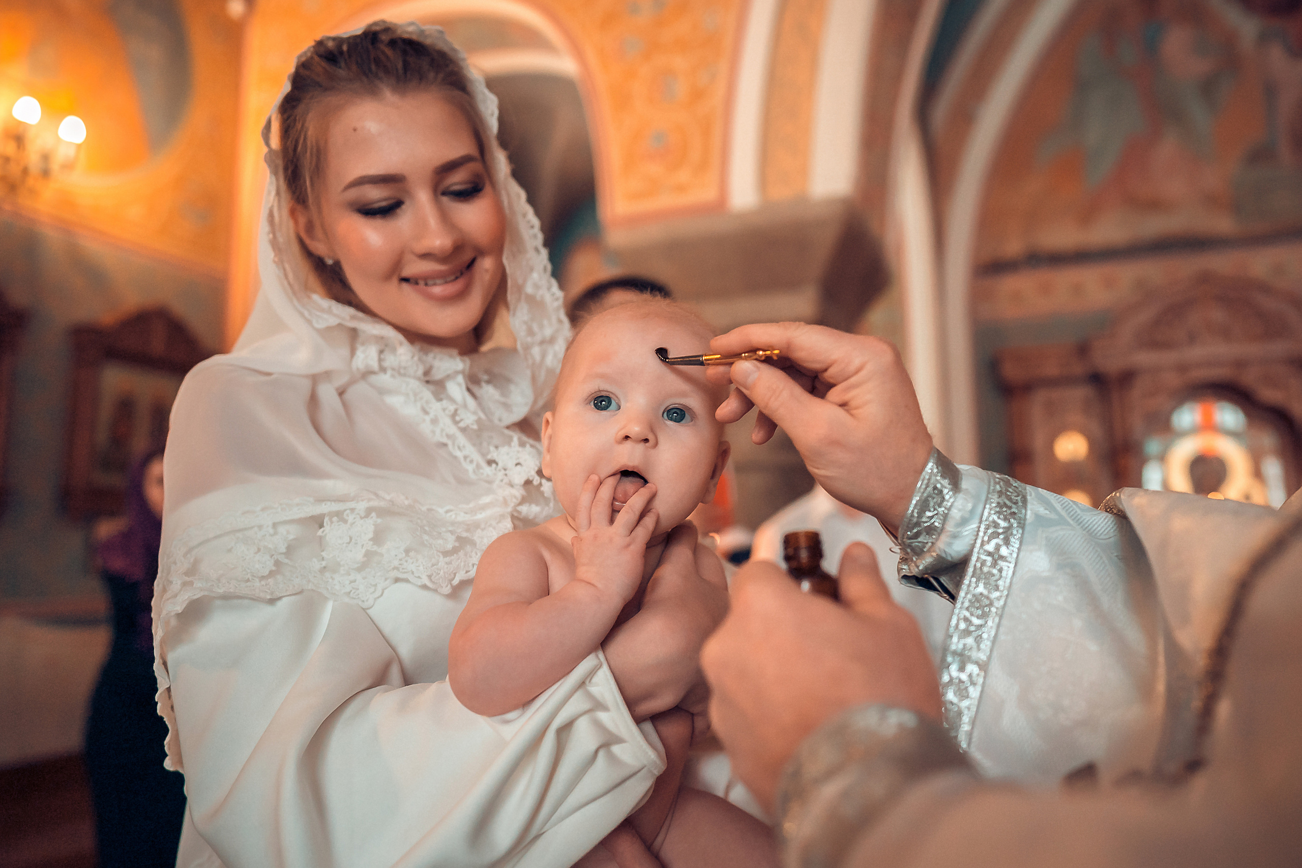 Крещение Марии. Фотограф на Крещение и Венчание в Красноярске Рамазанова Юлия