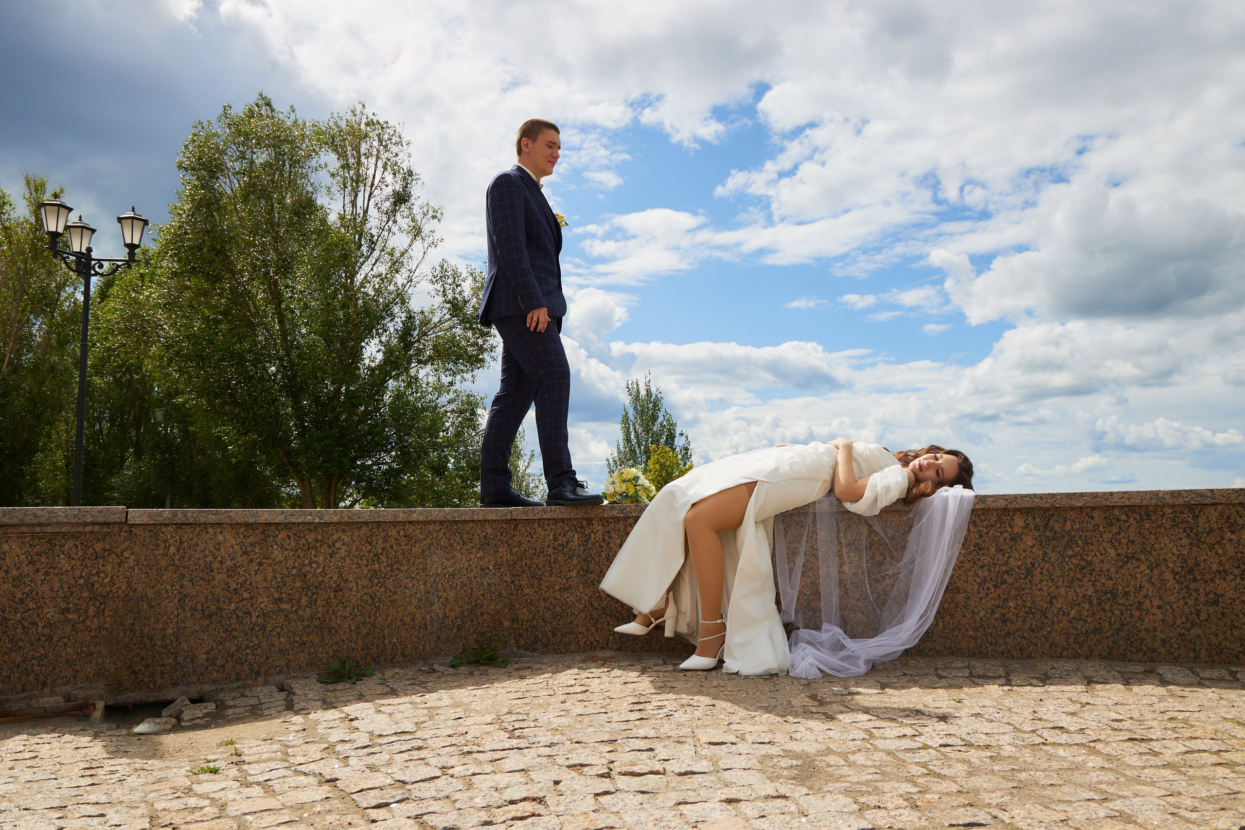 Свадебная фотосессия в студии «ЧеБэ» Самара. Свадебный видеограф и свадебный фотограф в Самаре Олег Слеб