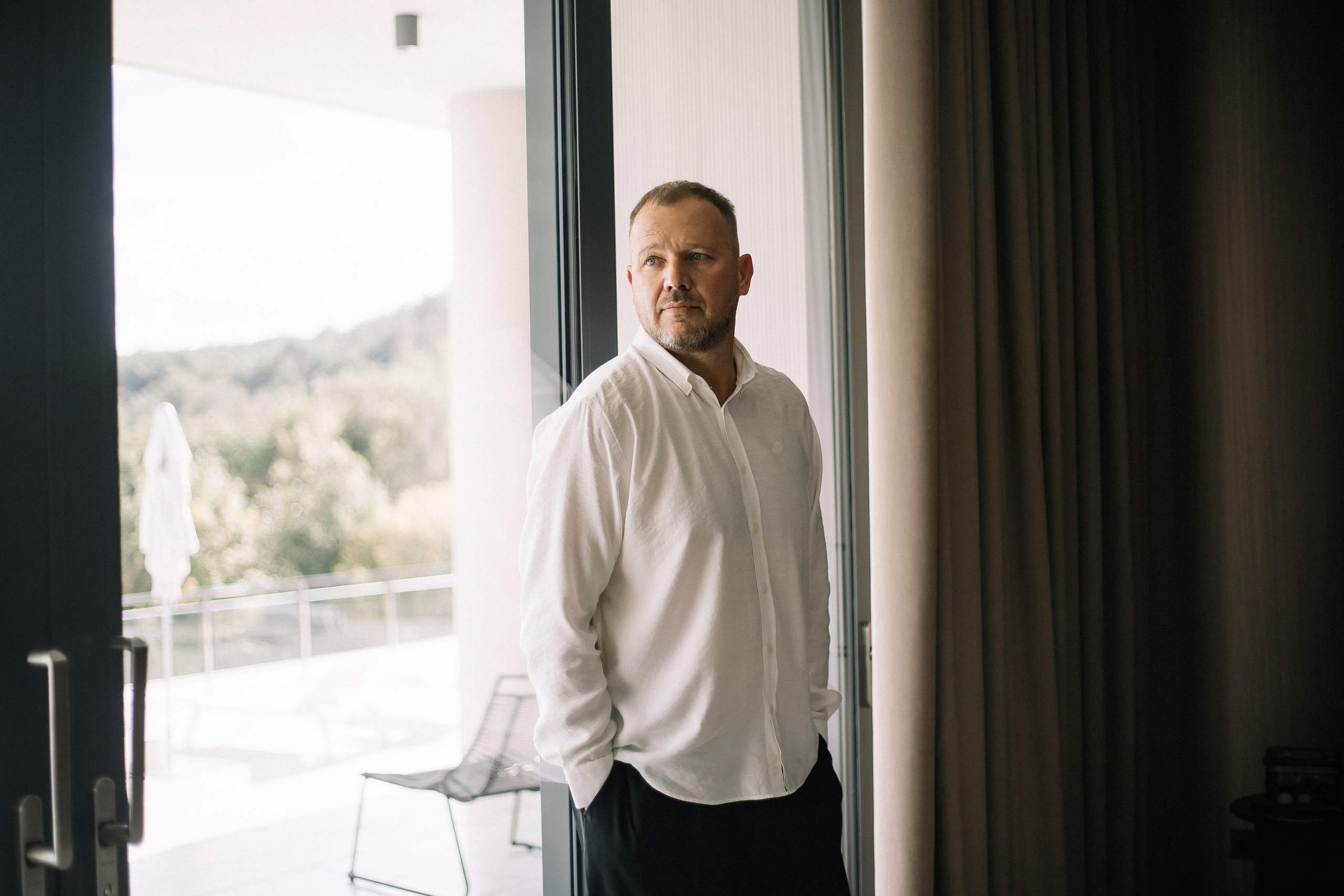 Александр и Гузель. Свадьба для двоих. Винодельня AYA. Фотограф Анна Лейман. Севастополь