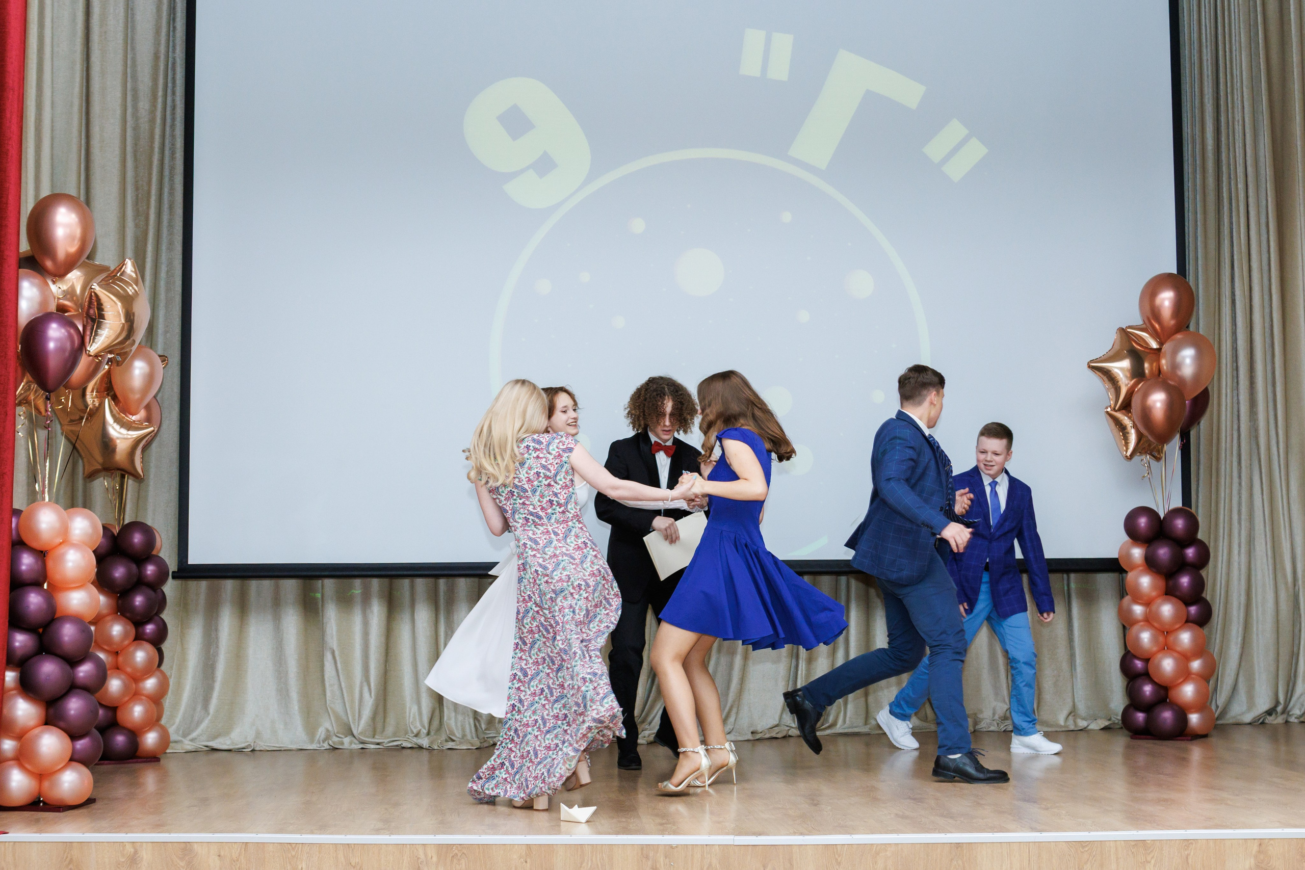 9 класс / Выпускной / Гимназия № 1558 / г. Москва. Детский и семейный фотограф Мария Киселёва. Москва