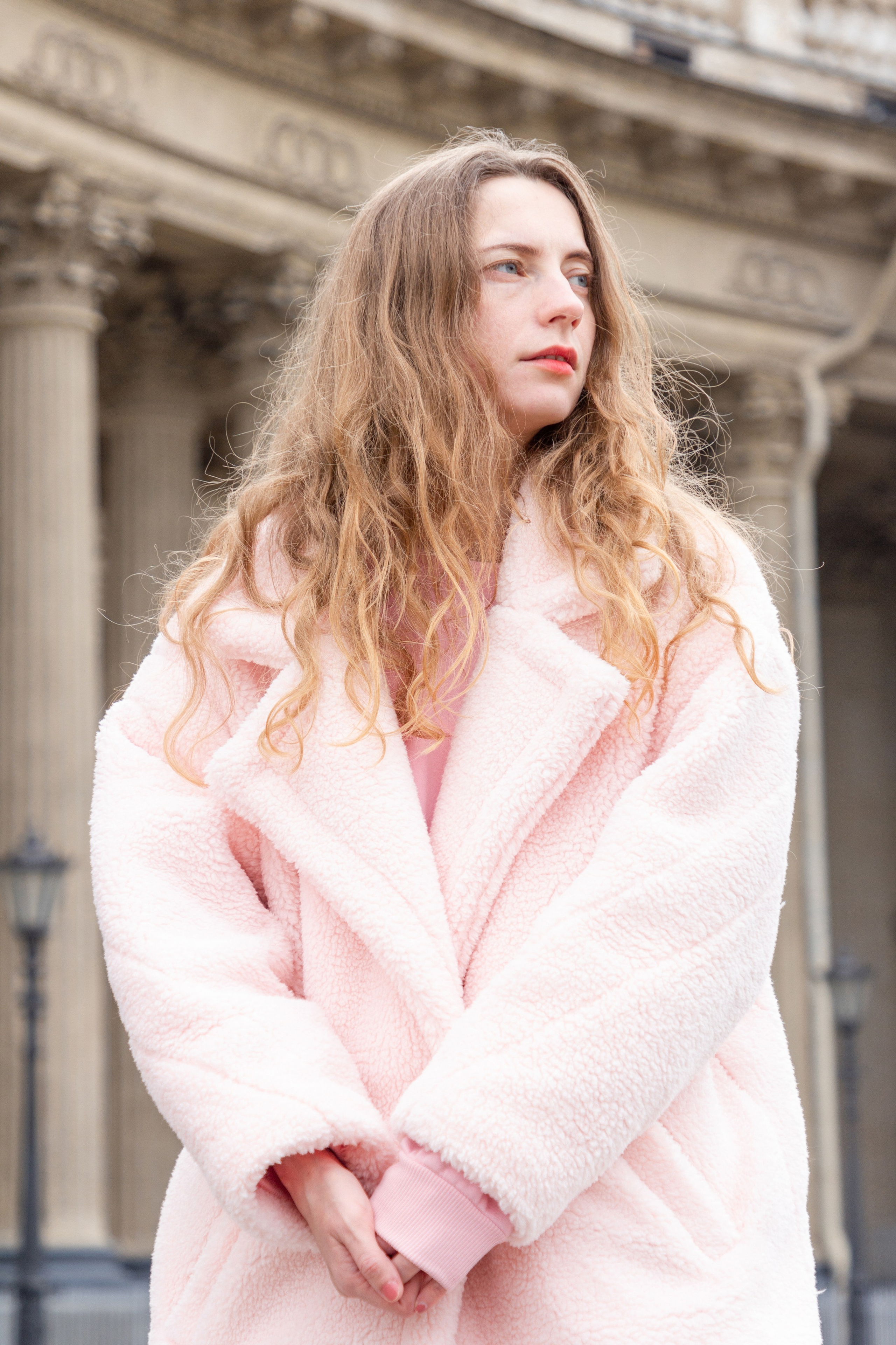 Фотопрогулка по центру Питера с подружками. Портретный и семейный фотограф в Санкт-Петербурге Ульяна Жукова