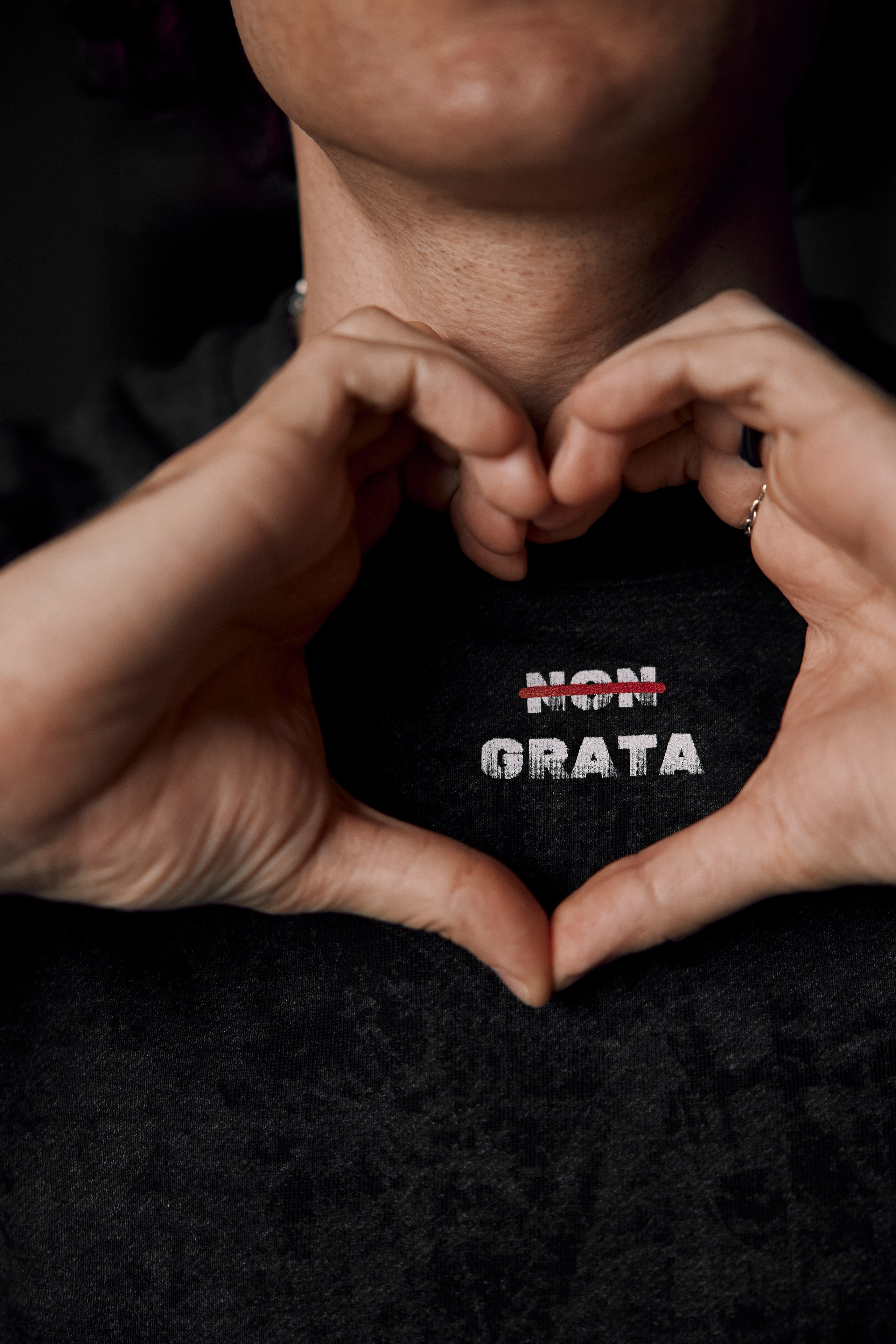 Бренд футболок / Non Grata. Cheeelsa.ru