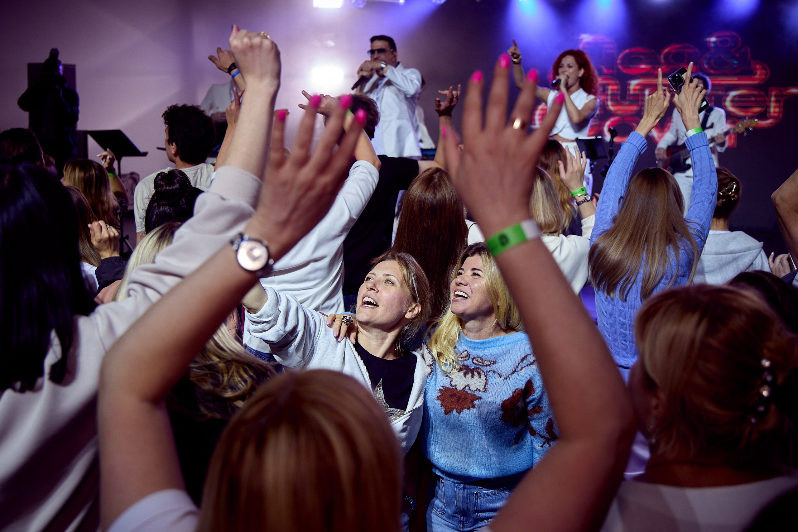 *Entertainment. Фотограф в MICE Дмитрий Плисов