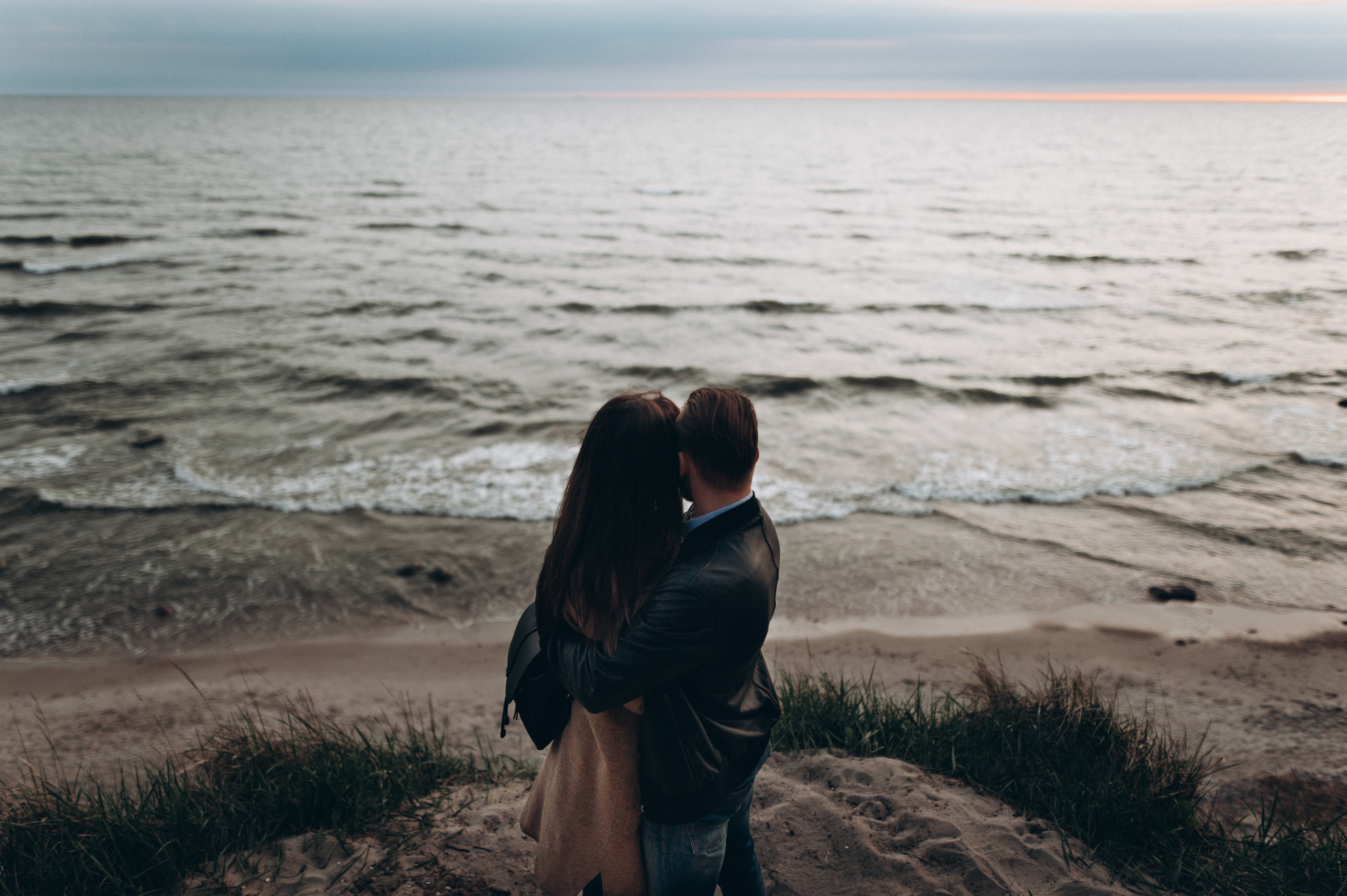 Фотограф Клайпеда, лавстори, lovestory, парные  фотосессии, фотограф Минск, Клайпеда,
фотограф европа, Море, Olando Kepure, Шапка Голанца, Обрыв, Литва