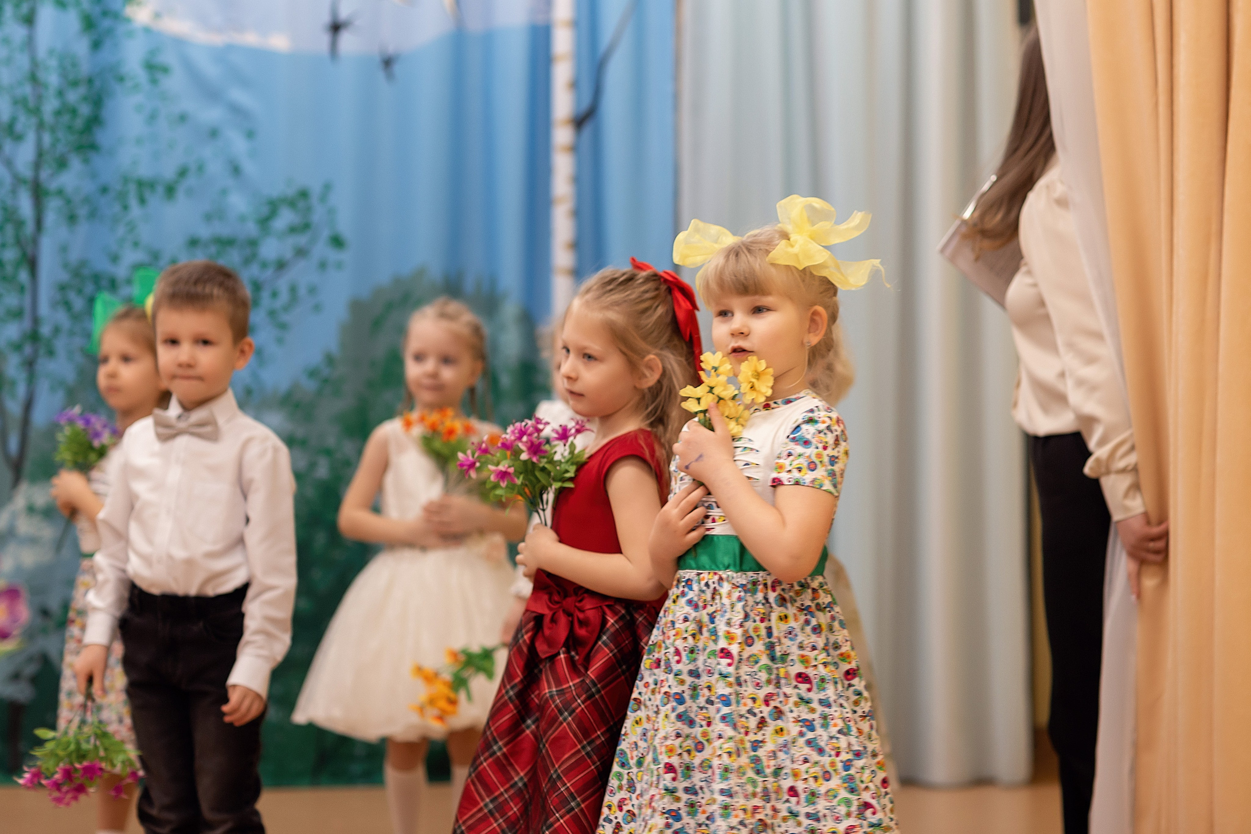 Весенний утренник_старшая группа_2025. Семейный фотограф в Санкт-Петербурге