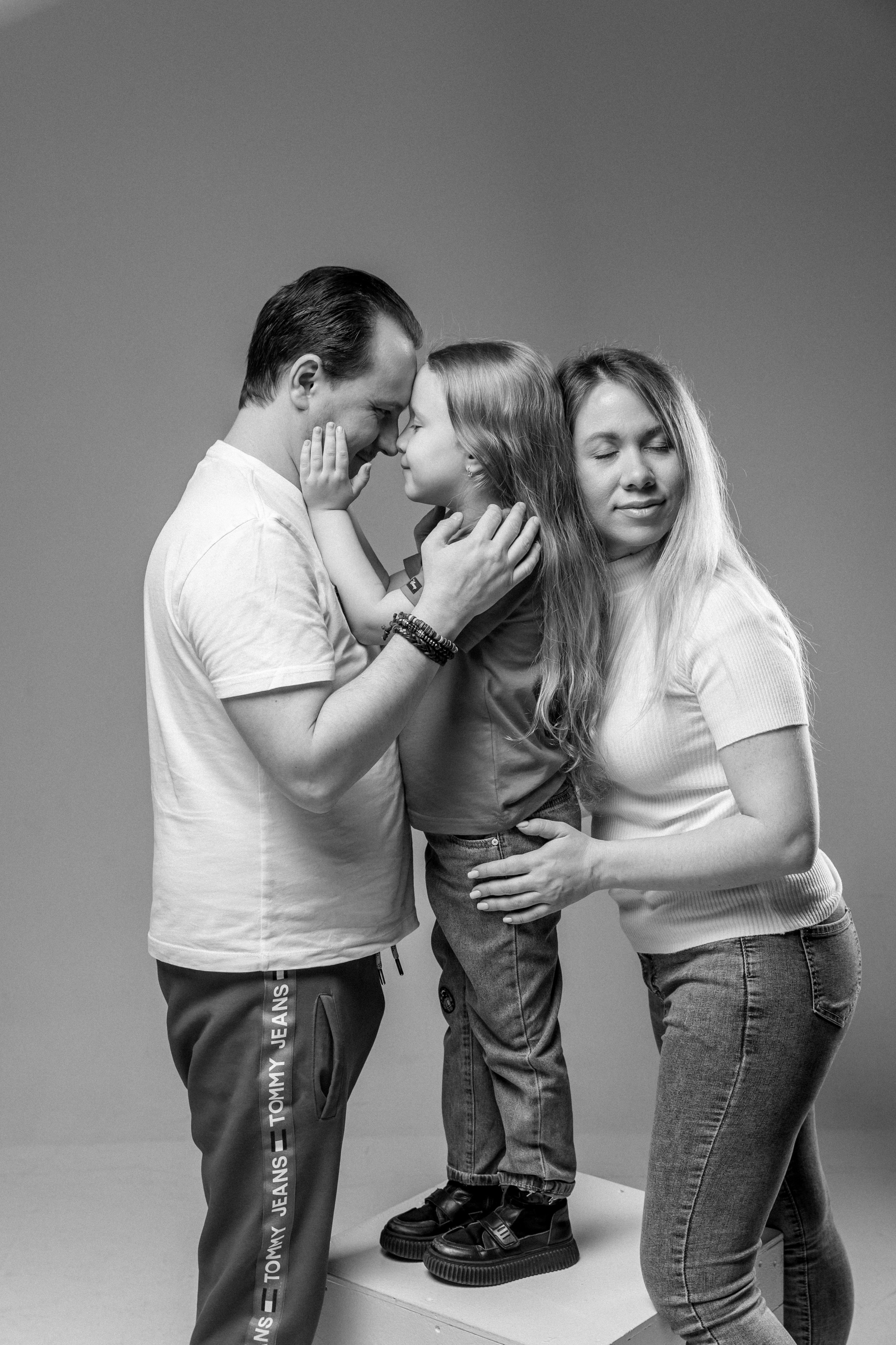 Семейный контент для ЖК «Семья». Свадебный фотограф в Иркутске Сапаров Александр