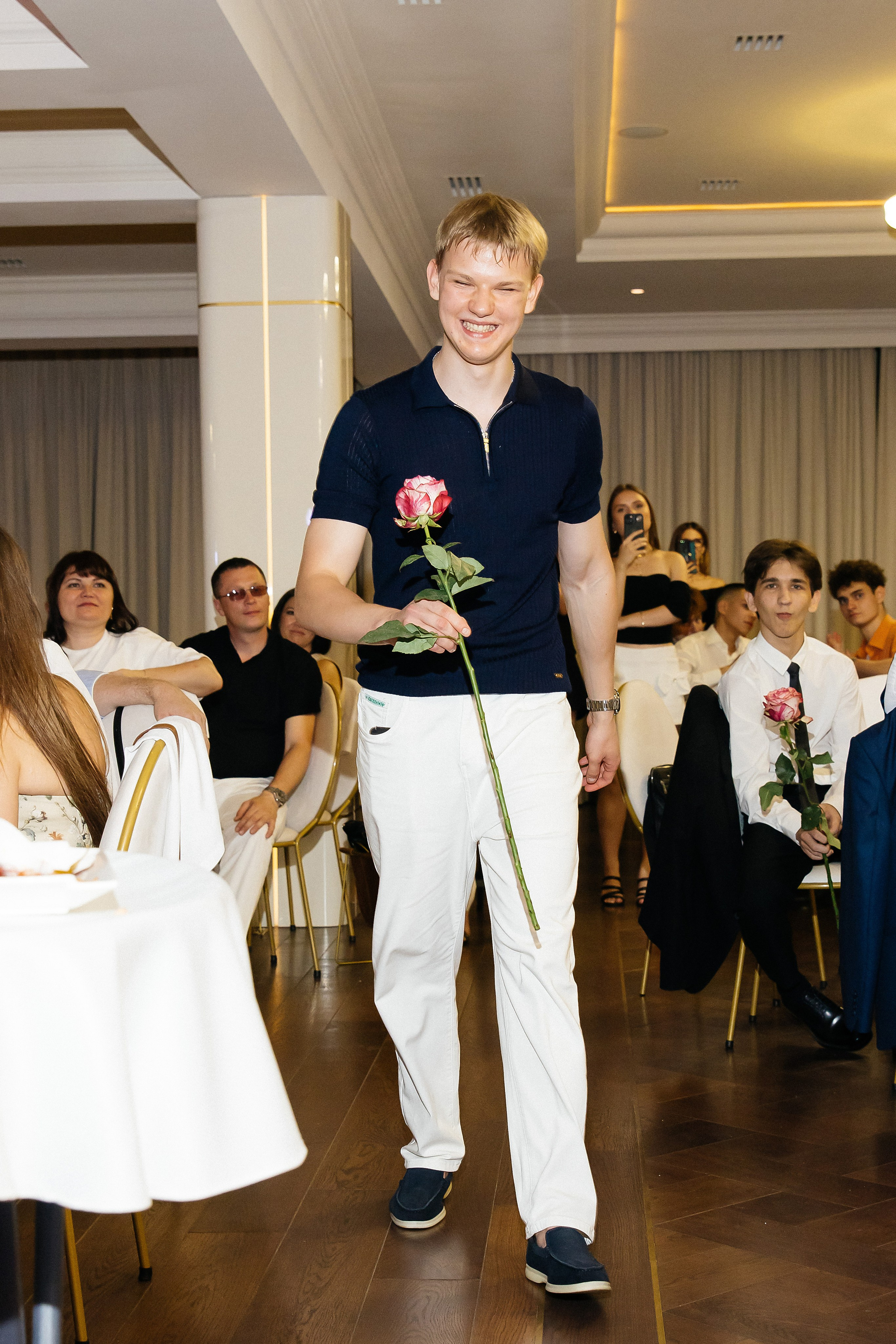 11 класс ШК.100. Фотограф и Видеограф в Краснодаре Юлия Солодченко