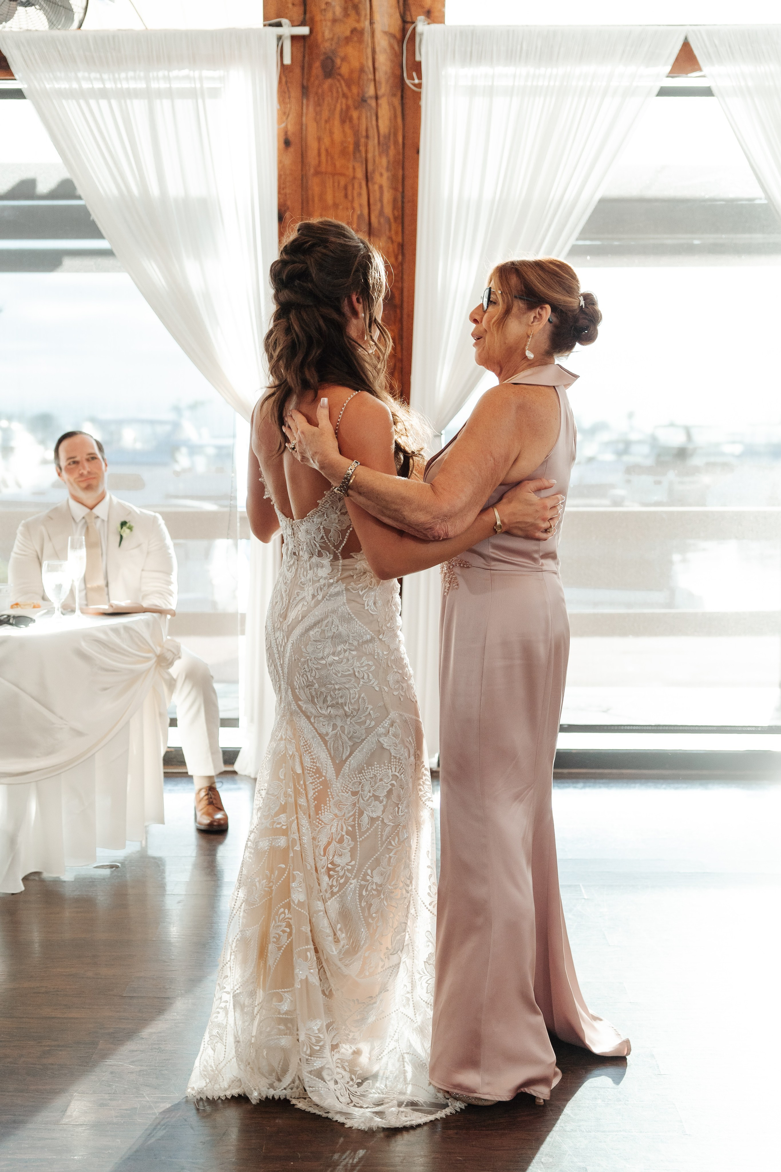 2025-08-16_BryanAmber. Ретушер Зенькевич Света