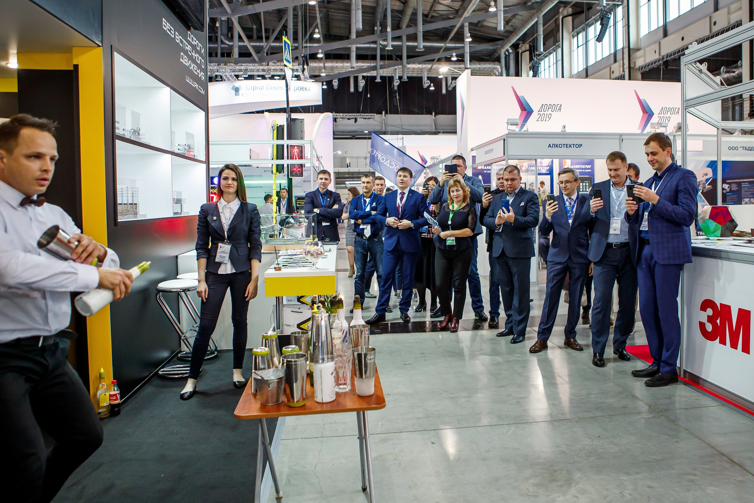 Фотосъёмка работы стенда для Предприятия ПИК. Фотограф на выставку в Москве