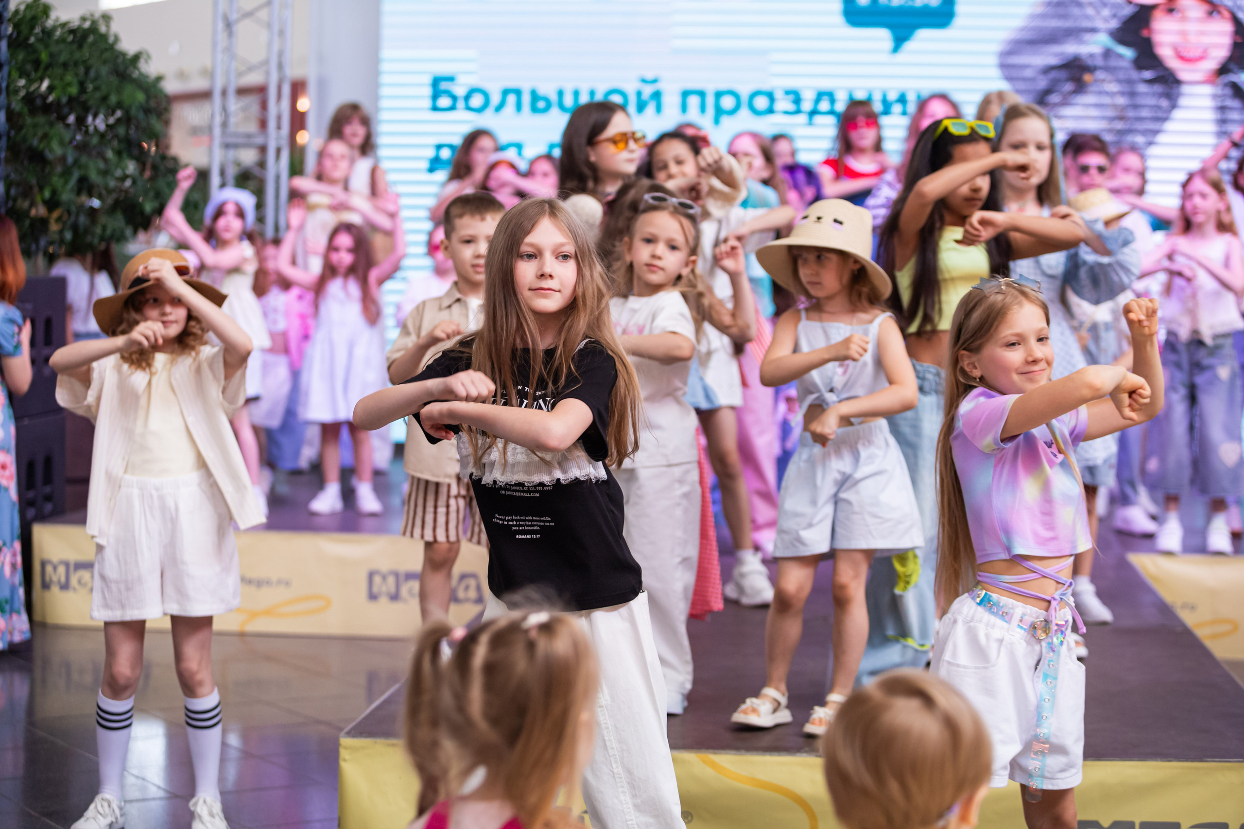 Детский показ мод. Анна Мальцева | Фотограф в Новосибирске