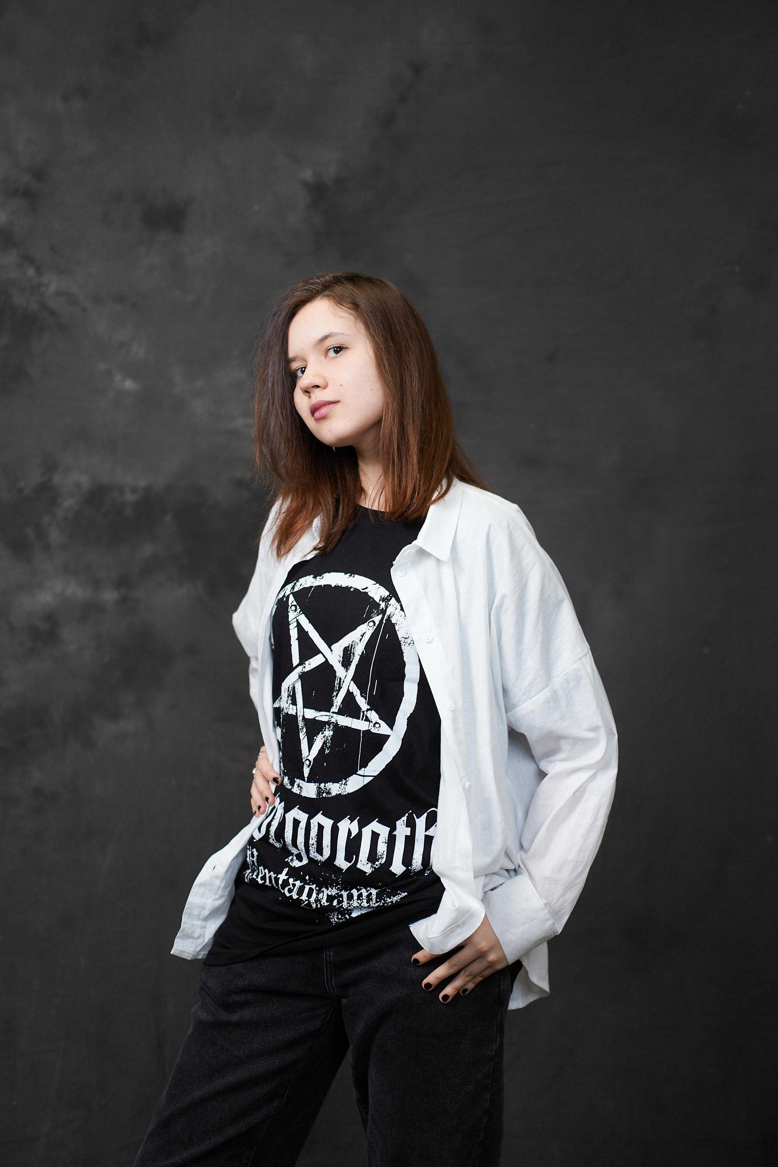 Заказать выпускной школьный альбом Тюмень. Выпускные альбомы в Тюмени для школ, садов, вузов спортивных секций