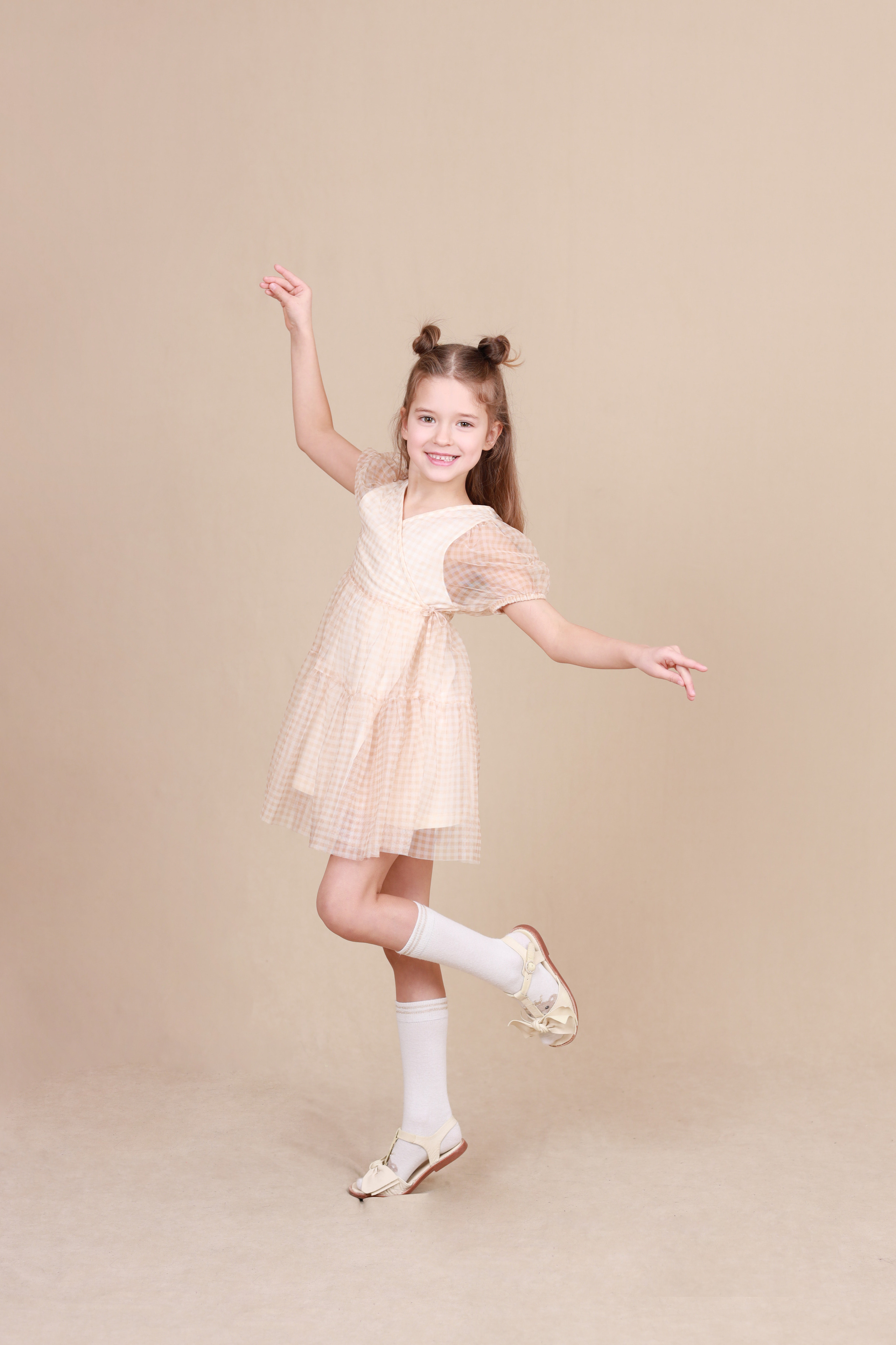 Выпускные альбомы для детского сада печать на заказ. Выпускные альбомы в Тюмени для школ, садов, вузов спортивных секций