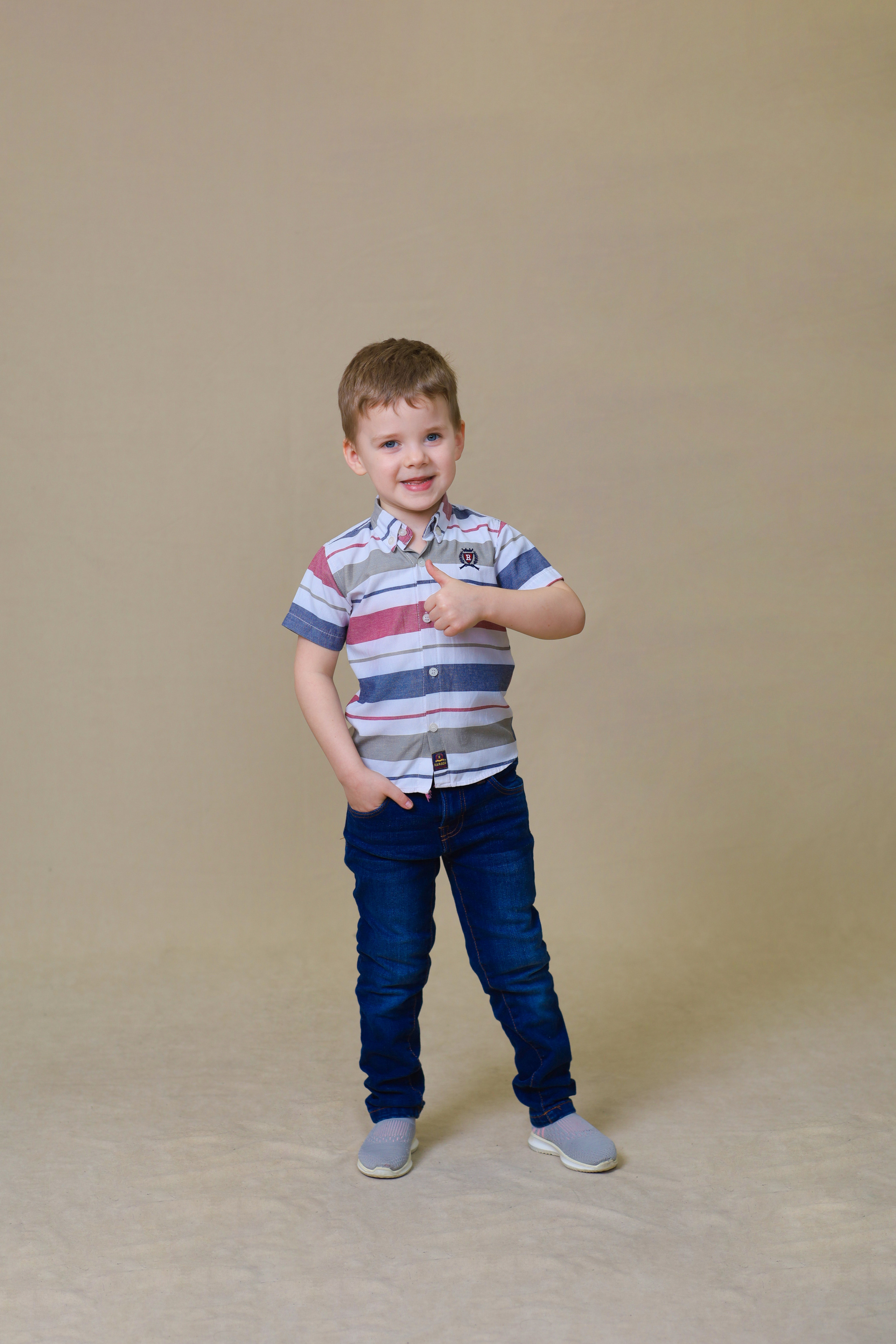 Выпускные альбомы для детского сада печать на заказ. Выпускные альбомы в Тюмени для школ, садов, вузов спортивных секций