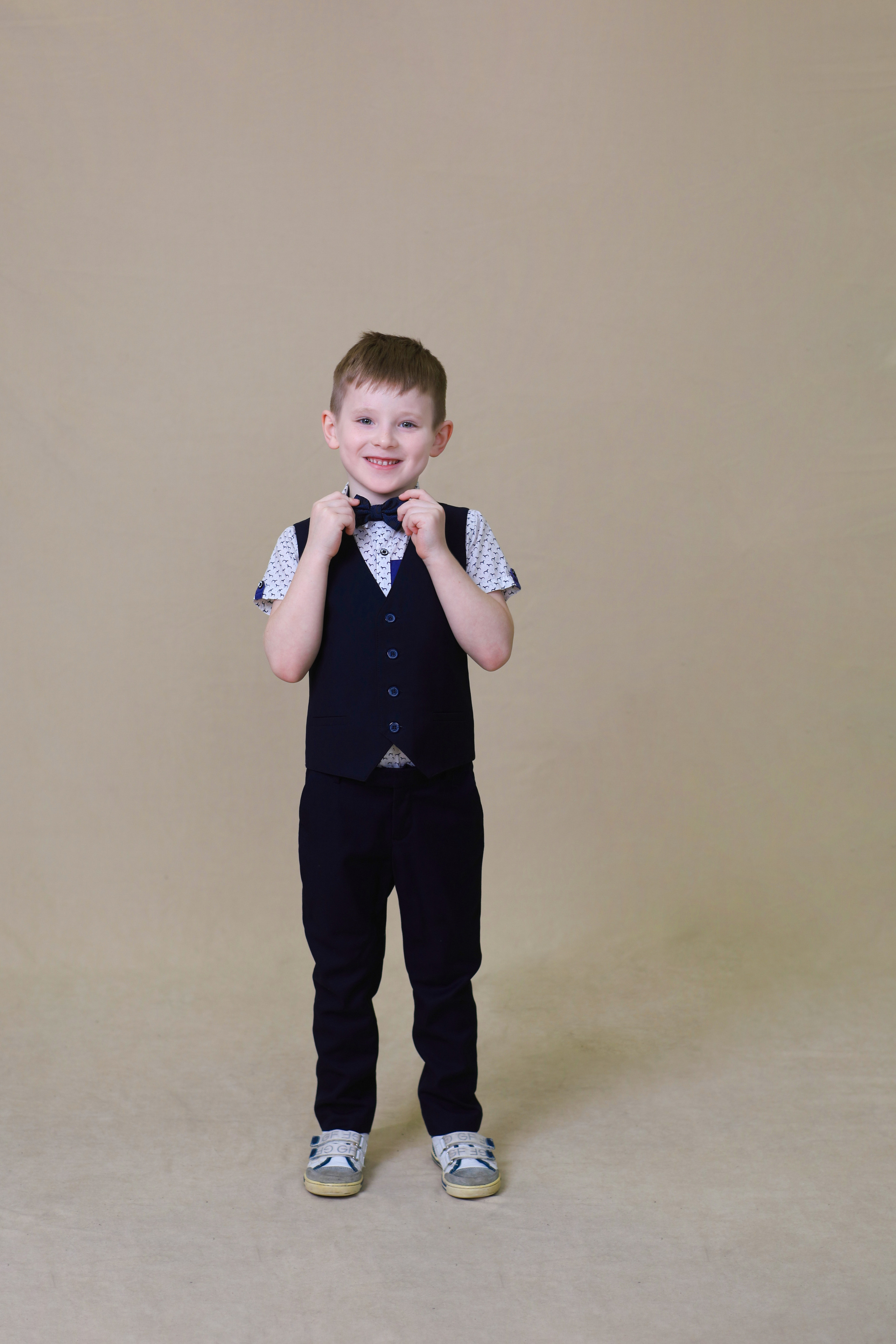 Выпускные альбомы для детского сада печать на заказ. Выпускные альбомы в Тюмени для школ, садов, вузов спортивных секций